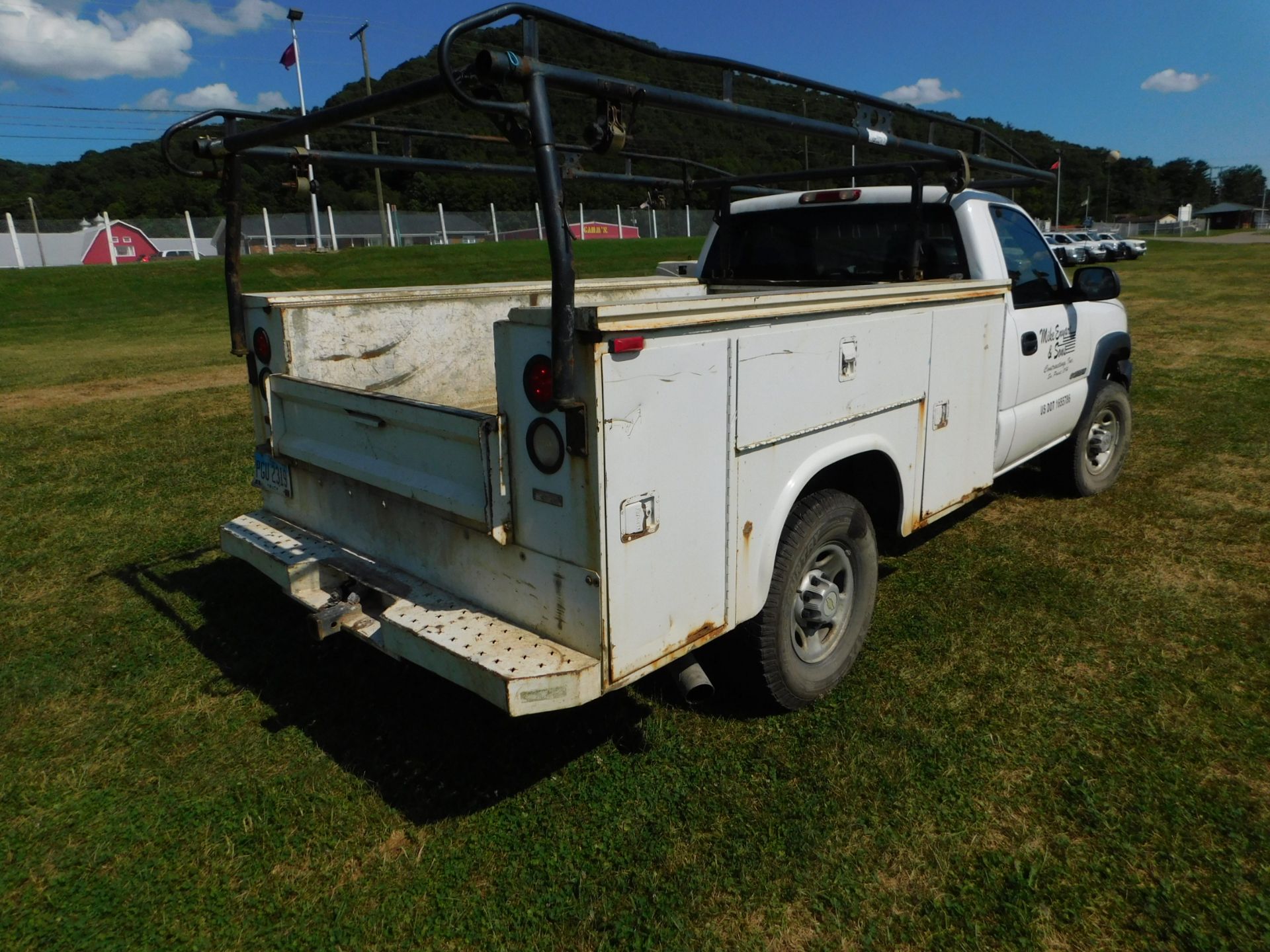 2006 Chevy 2500 HD Service Truck, Regular Cab, Knapheide 8' Utility Bed, AC, AM/FM Automatic, 240, - Image 5 of 48