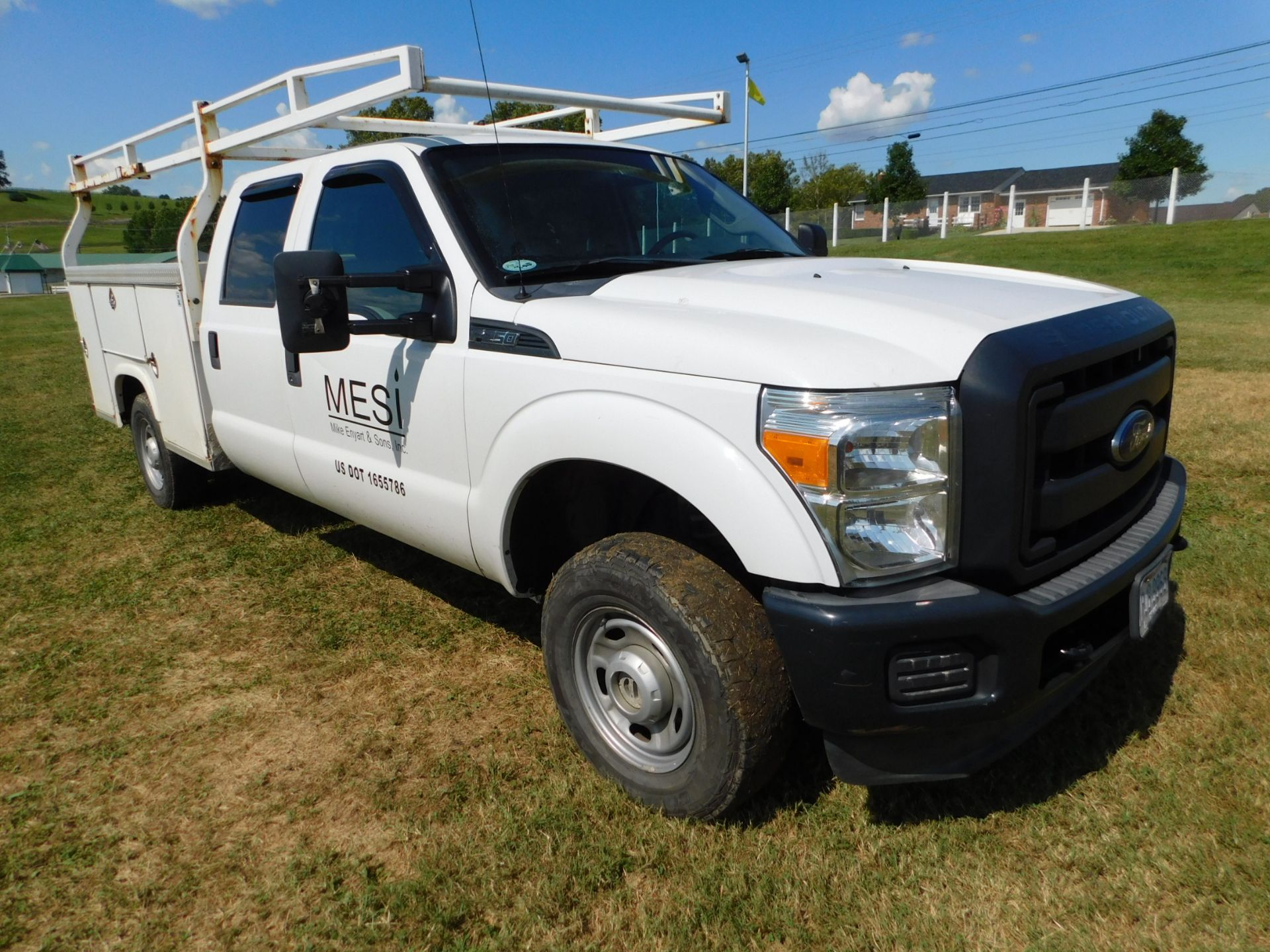 2013 Ford F250 Super Duty Service Truck, Crew Cab, Royal 8' Utility Bed, 4 WD, 153,573 Miles, AC, - Image 3 of 47
