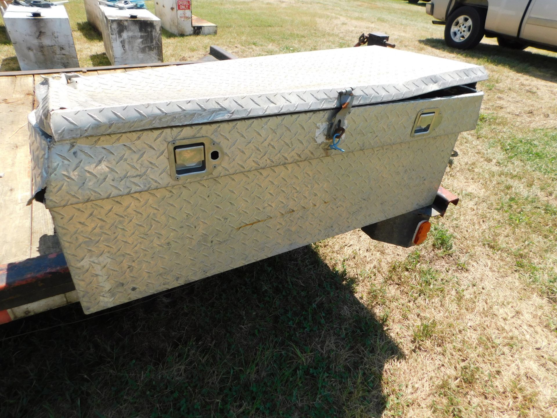 1995 Charles Machine Works Model T14A-1 Tandem Axle Tilt Bed Trailer, VIN 1DS0000D8S17M1301, 16' - Image 13 of 16