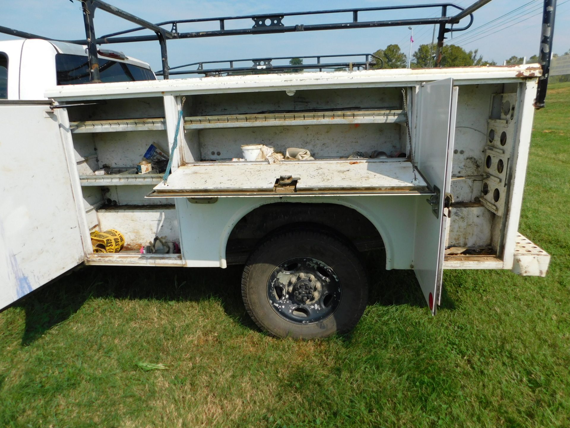 2007 Chevy 2500 Service Truck, VIN 1GCHC24K07E543735 - Image 12 of 32