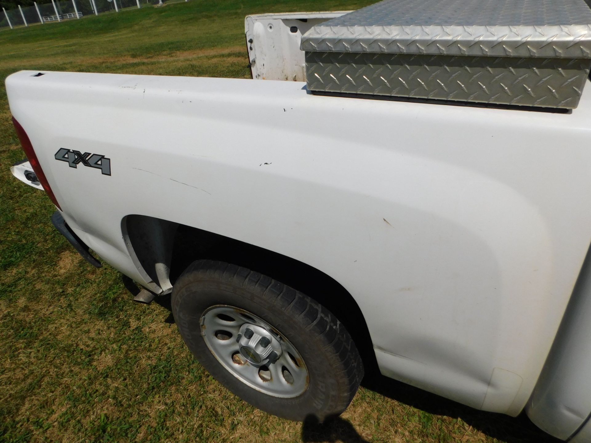 2011 Chevy 2500 Silverado Pickup, Crew Cab, 6' Bed, Automatic, AM/FM, 4WD, AC, PL, Aluminum Tool - Image 20 of 50