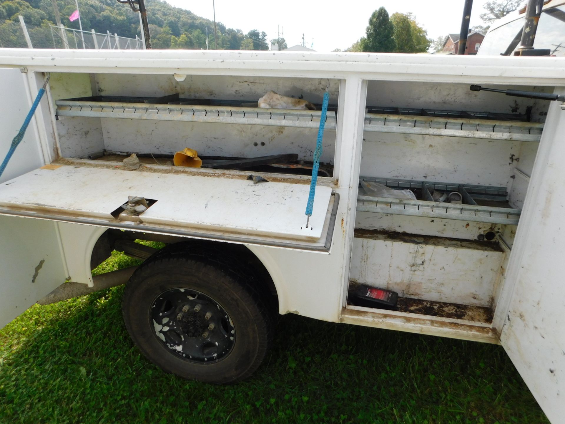 2007 Chevy 2500 Service Truck, VIN 1GCHC24K07E543735 - Image 14 of 32