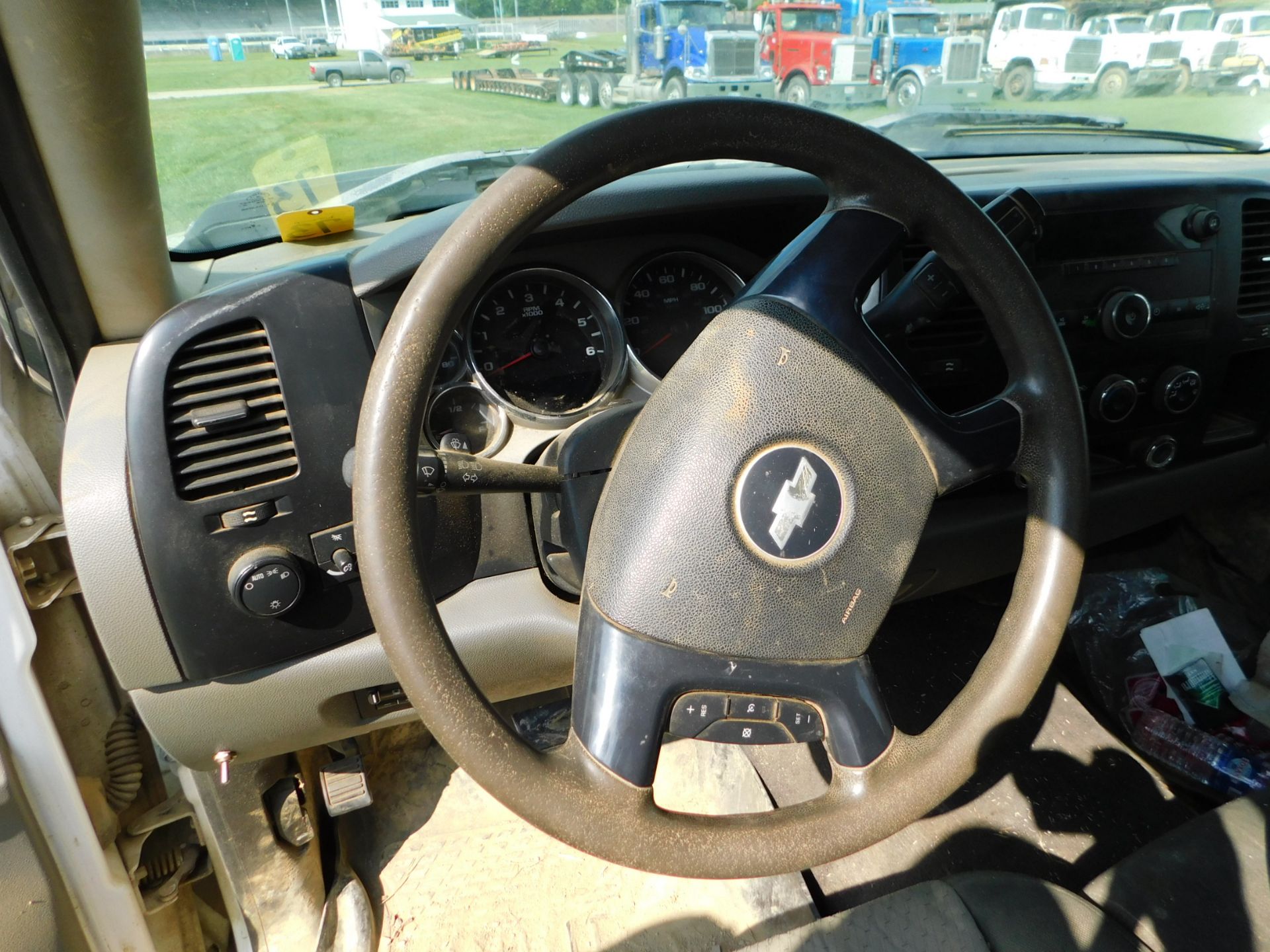 2007 Chevy 2500 Service Truck, VIN 1GCHC24K07E543735 - Image 19 of 32