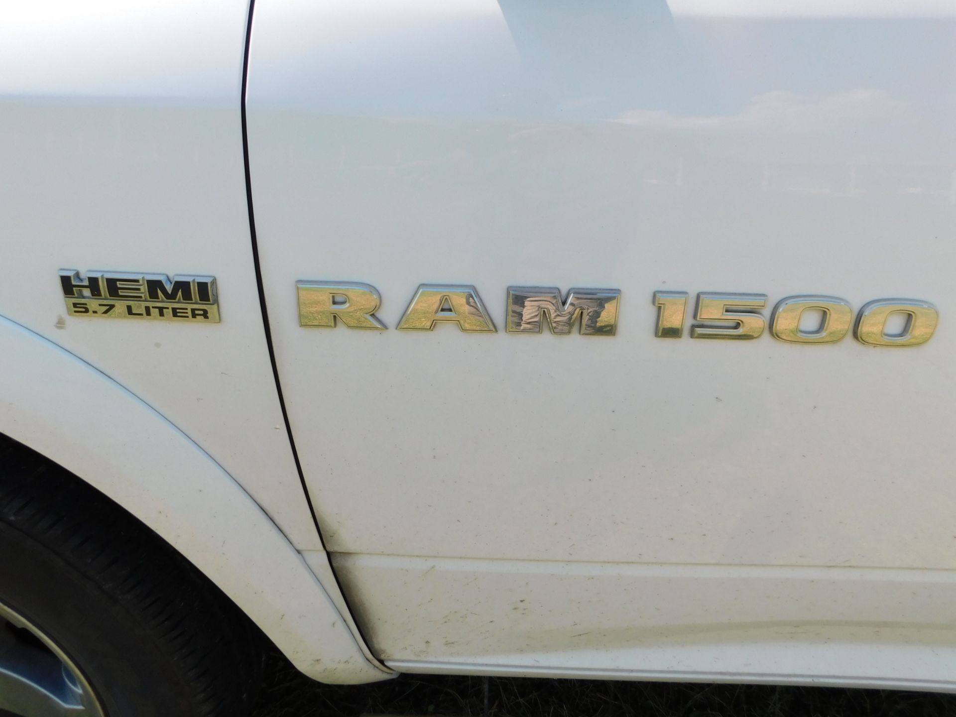 2012 Dodge Ram 1500 Pickup, Crew Cab, 6' Bed, Automatic, 4 WD, AM/FM,AC, PL, PW, Hemi 5.7 L - Image 11 of 53