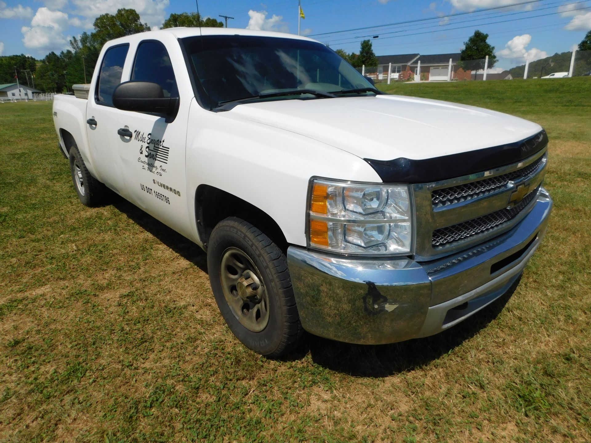 2011 Chevy 2500 Silverado Pickup, Crew Cab, 6' Bed, Automatic, AM/FM, 4WD, AC, PL, Aluminum Tool - Image 3 of 50