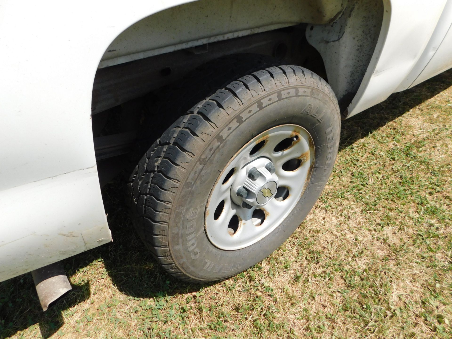 2011 Chevy 2500 Silverado Pickup, Crew Cab, 6' Bed, Automatic, AM/FM, 4WD, AC, PL, Aluminum Tool - Image 12 of 50