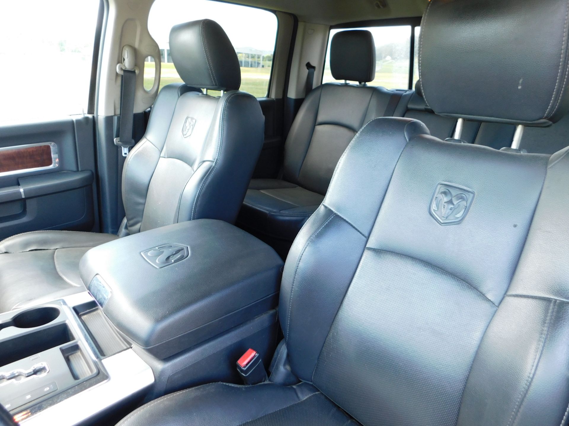2012 Dodge Ram 1500 Pickup, Crew Cab, 6' Bed, Automatic, 4 WD, AM/FM,AC, PL, PW, Hemi 5.7 L - Image 32 of 53