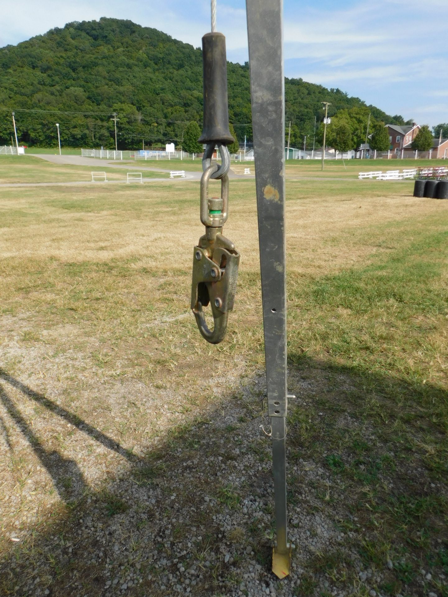 Web Devices Rescue System with Tripod and Self-Retracting Lifeline - Image 3 of 6