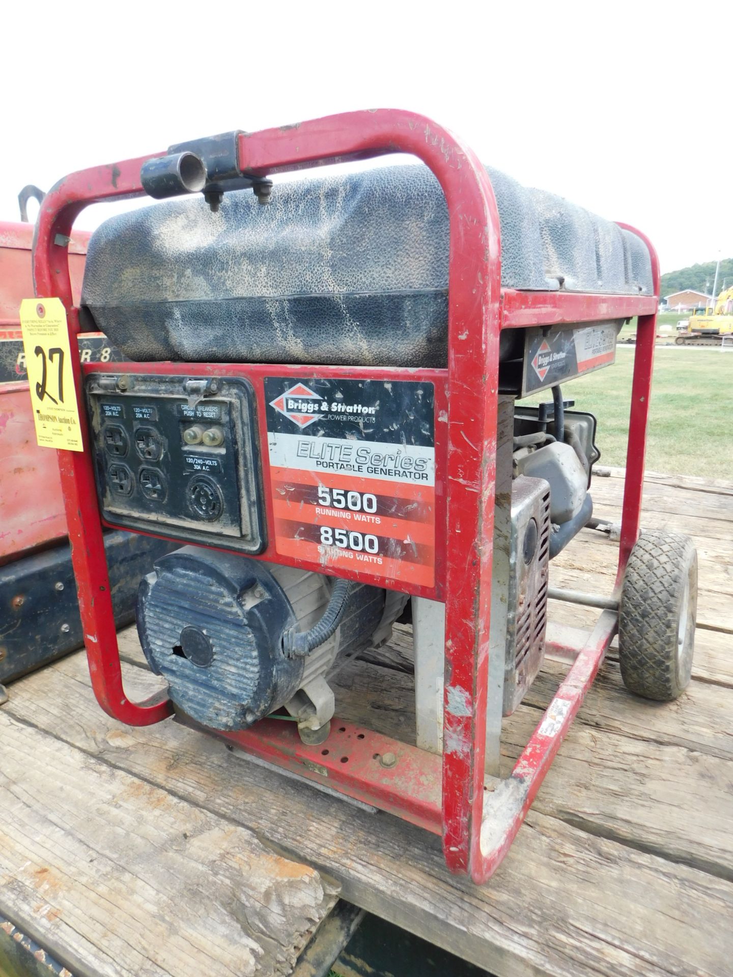 Briggs & Stratton Elite Series Gas-Powered Generator, 5500 Running Watts, 8500 Starting Watts