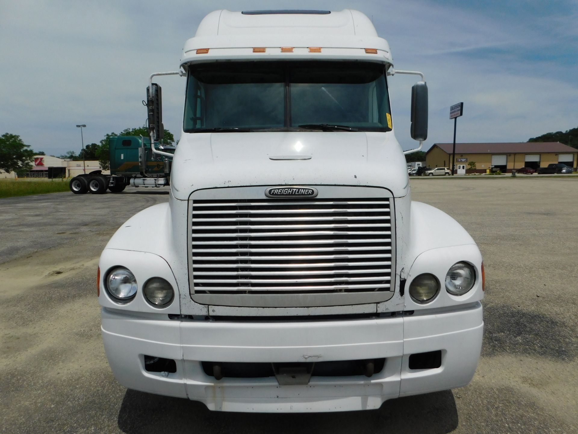 1997 Freightliner Model FLD-120 Sleeper Semi Truck, 6X4, ELOG Exempt, CAT 3406 - Image 2 of 32