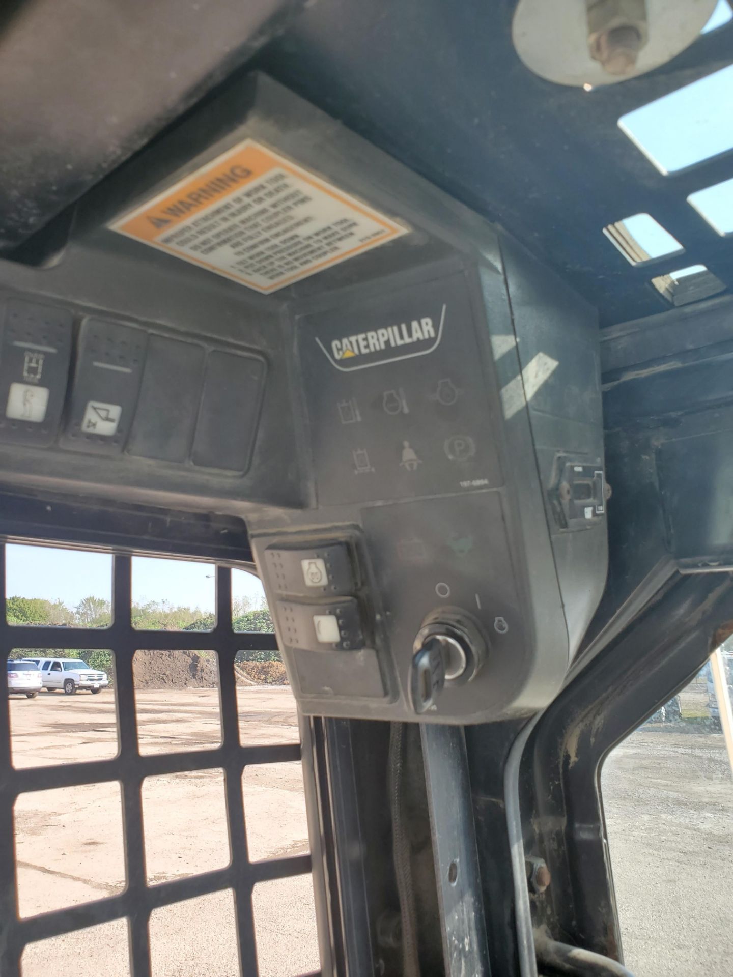 Caterpillar 246B Skid Steer, Enclosed Heated Cab, 2,311 Hours, 72” Bucket, Joystick - Image 11 of 15