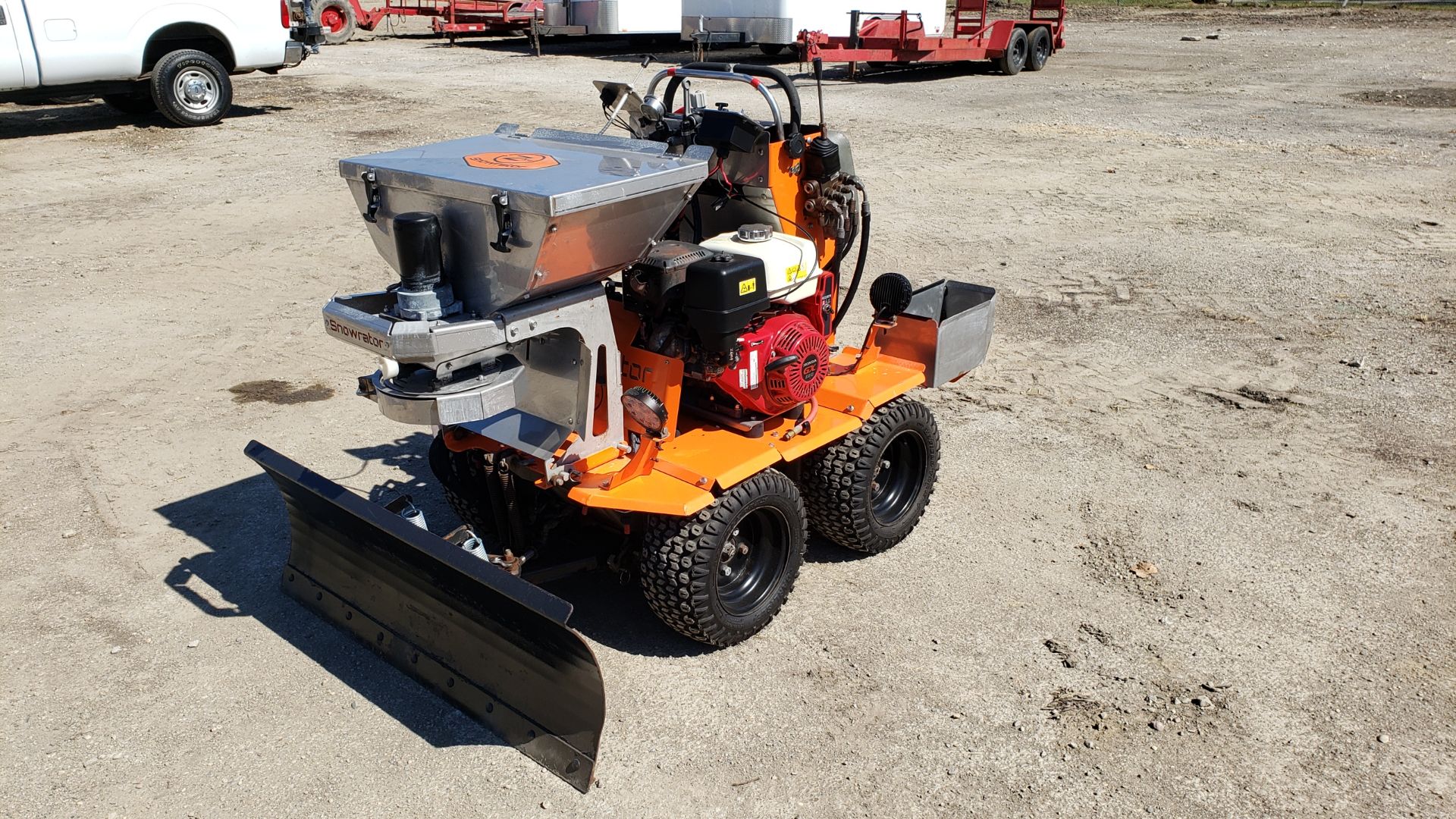 2016 Snowrater Zx4 Skid Steer Snowplow, 48” Hydraulic Blade, 20 Gallon Deicing Spray System, Salt - Image 7 of 9