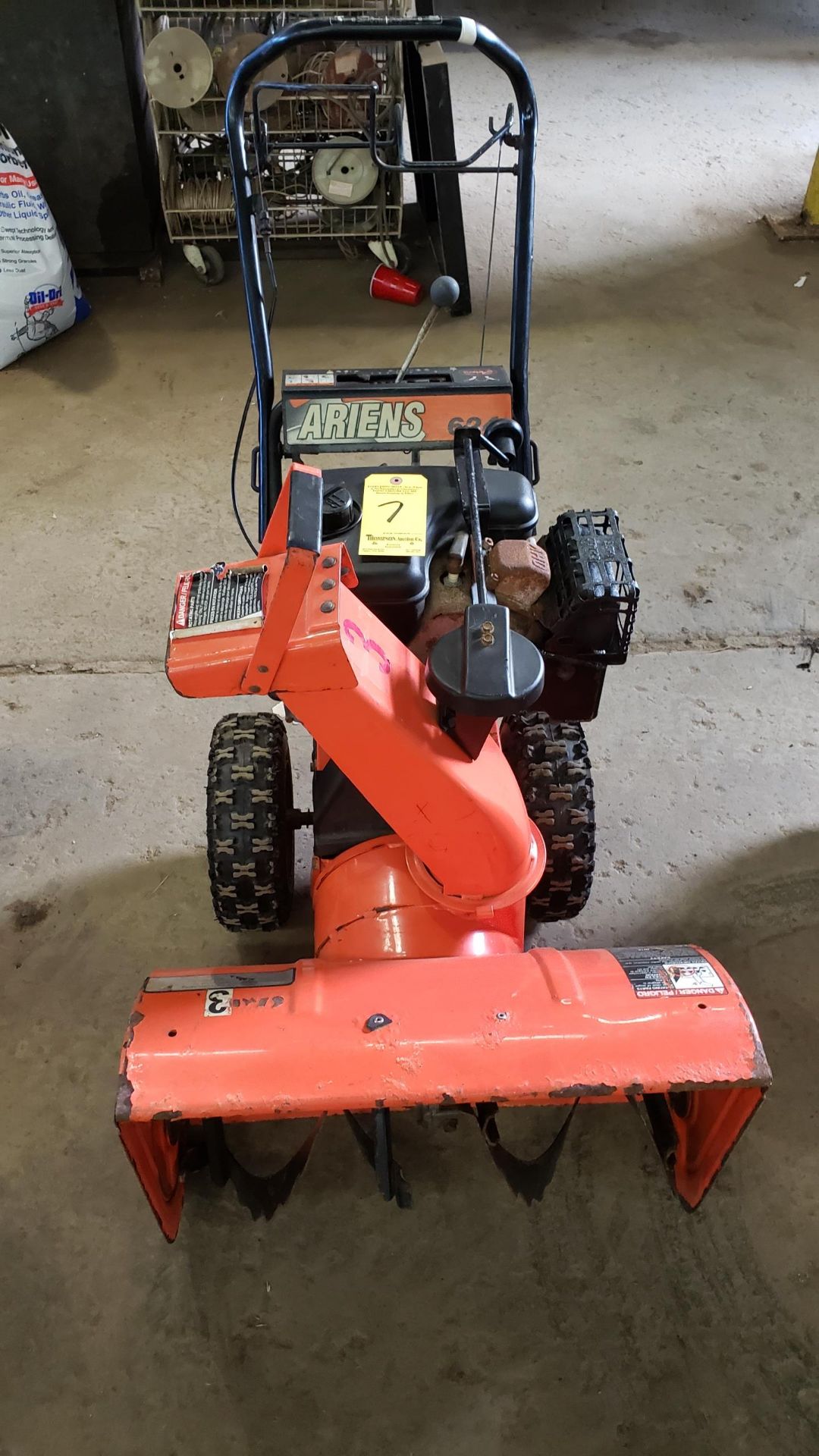 Ariens ST 624 24" Snow Blower, 6hp Tecumseh Engine