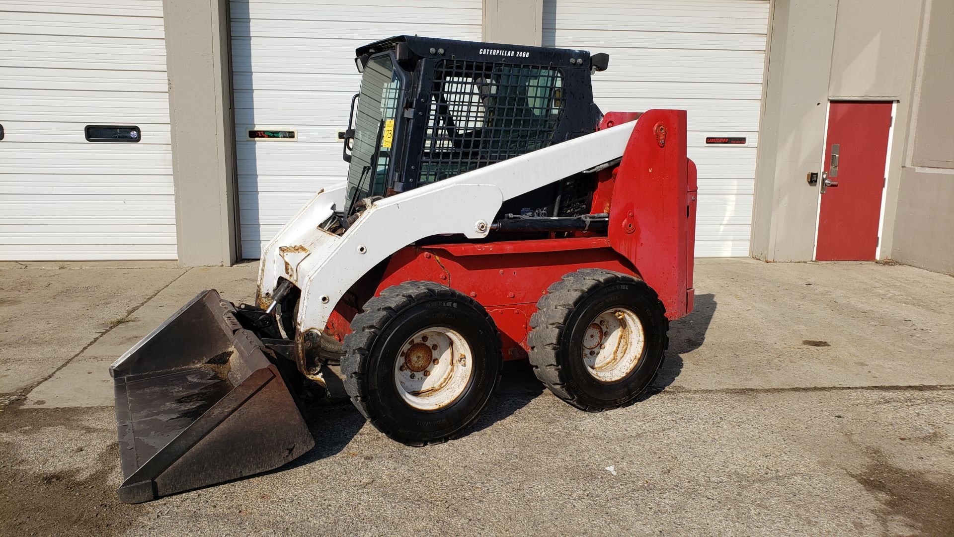 Caterpillar 246B Skid Steer, Enclosed Heated Cab, 2,311 Hours, 72” Bucket, Joystick - Image 8 of 15