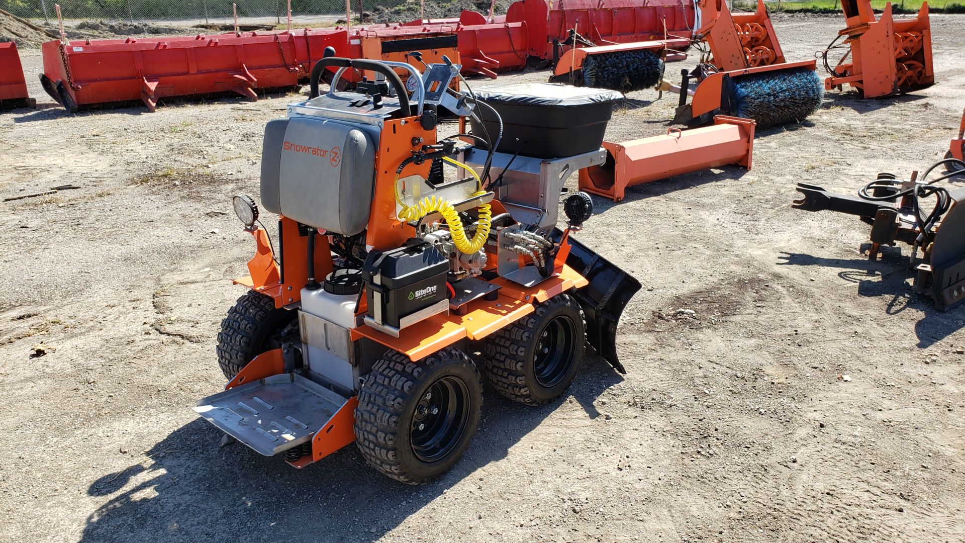 2017 Snowrater Zx4 Skid Steer Snowplow, 48” Hydraulic Blade, 20 Gallon Deicing Spray System, Salt - Image 2 of 7