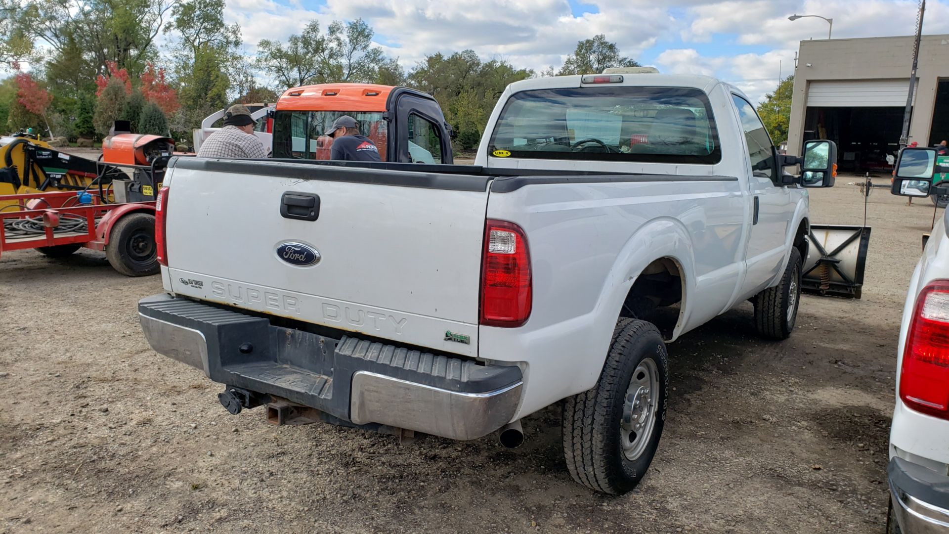 2012 Ford F350 Super Duty Pickup Truck, 8’ Bed, 4x4, 6.2 Liter Gasoline Engine, Automatic, Air, - Image 3 of 19