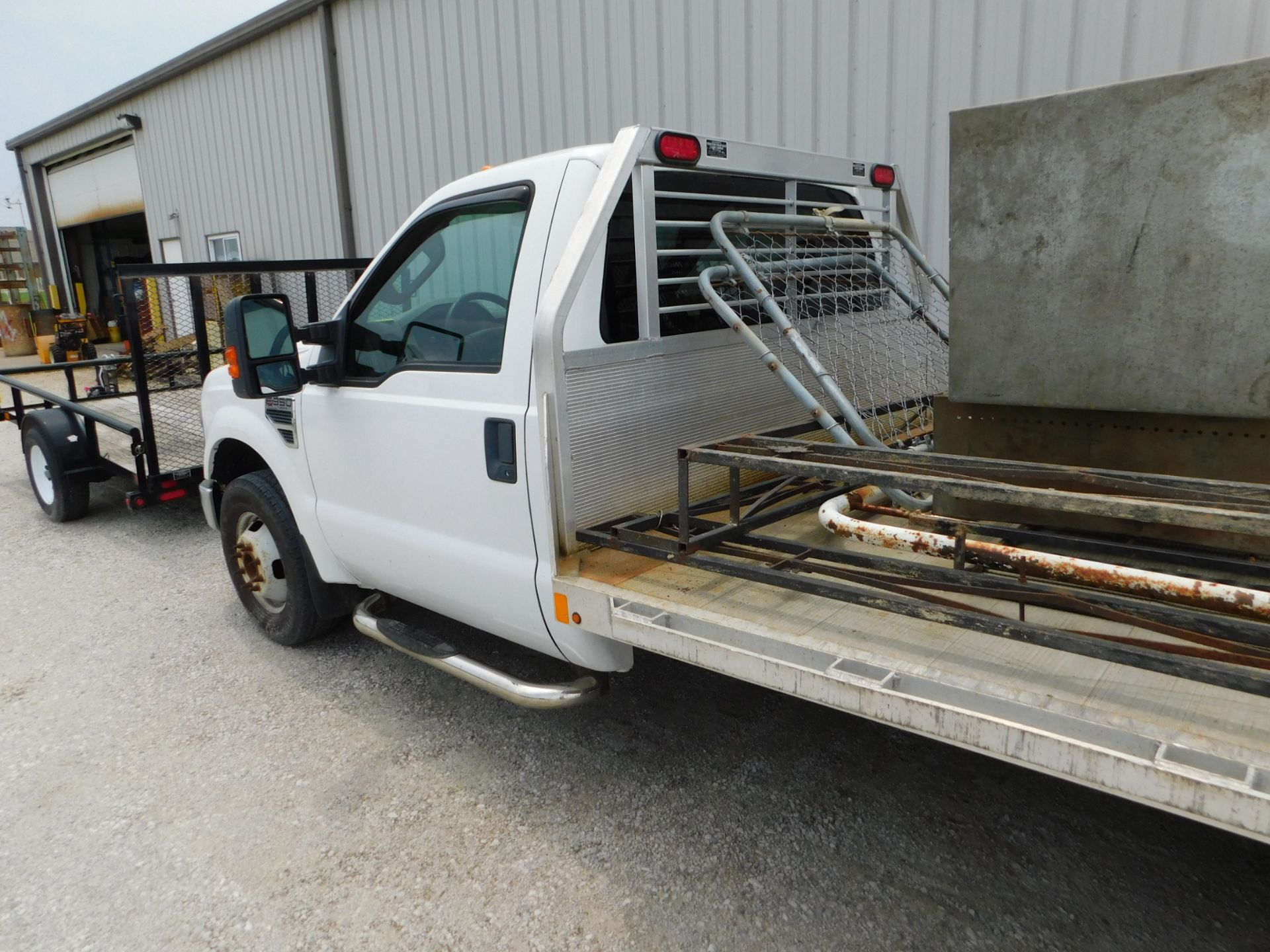 2009 Ford F350 XL Super Duty Stake Bed Truck, VIN 1FDWF36529EA03362, Gas, 123,288 Miles, 12 Ft. X - Image 7 of 22