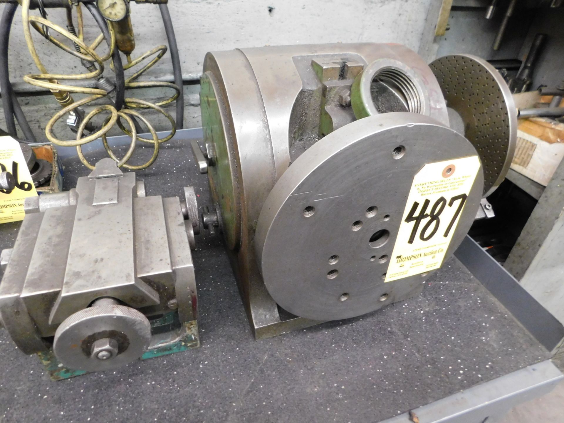 Cincinnati Dividing Head with Tailstock