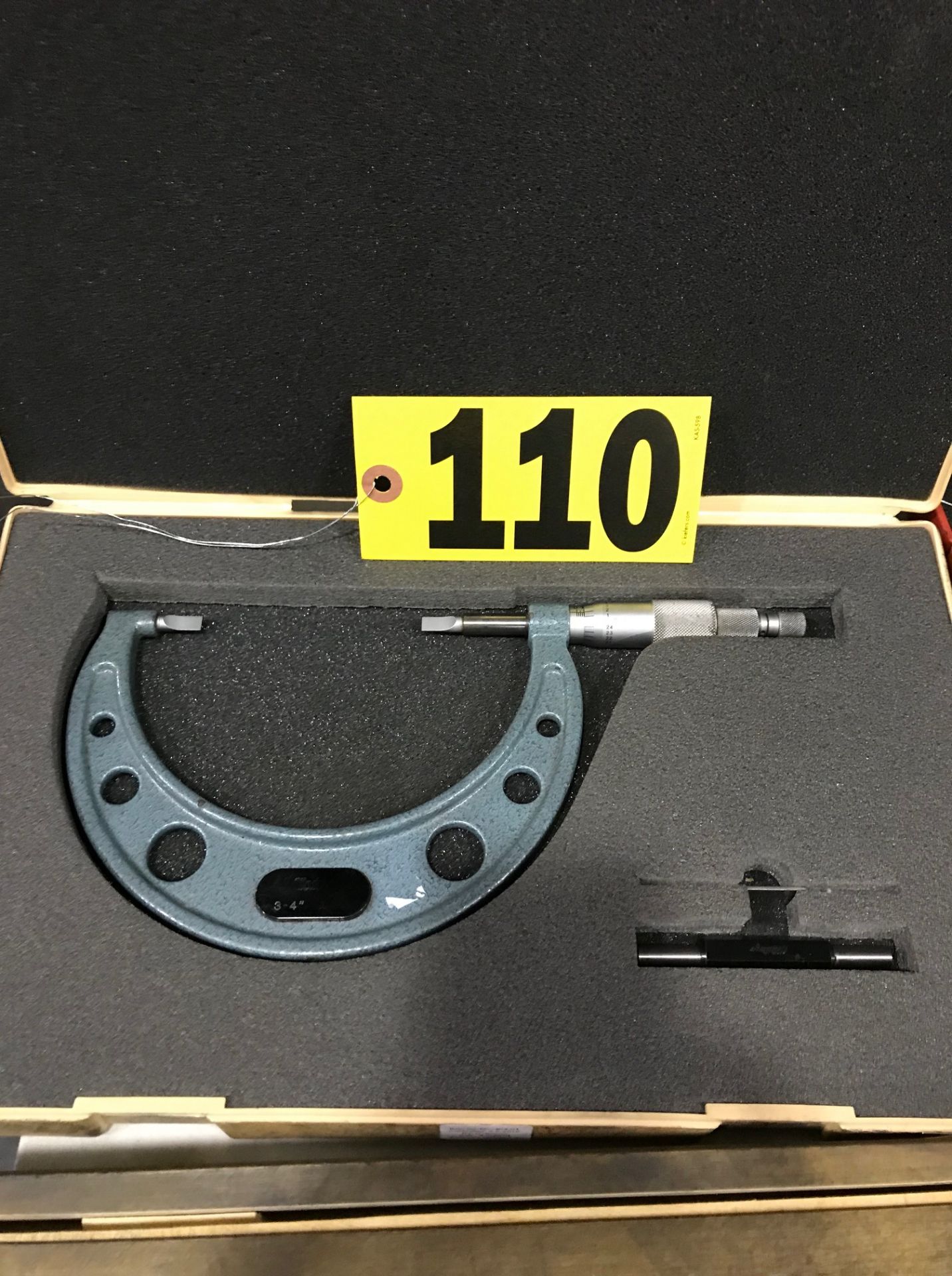 Mitutoyo micrometer, 3-4 in w/ box