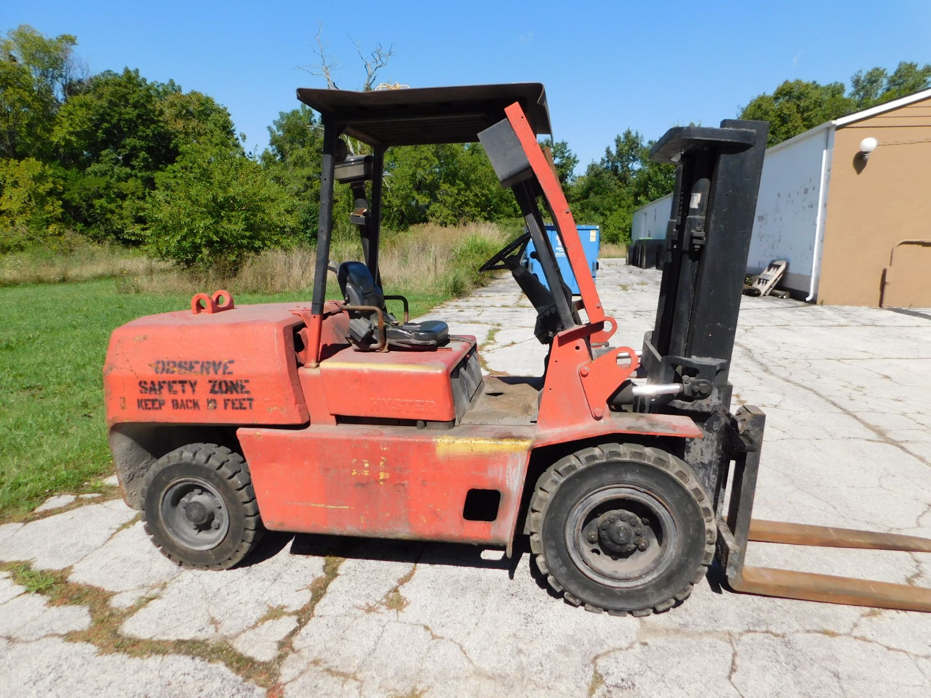 Hyster Model XL100 Fork Lift, s/n F005D003111L, Cushion Tire, Cage, 10,000 Lb. Capacity, Diesel - Image 3 of 18