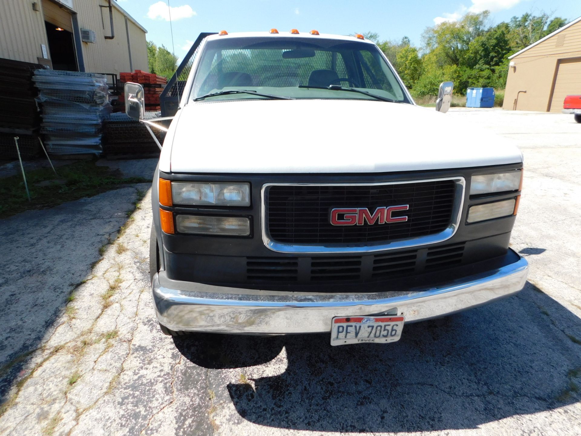 GMC Model 3500HD Straight Truck, VIN 1GDKC34J3WJ500754, New 1997, 201,533 Miles, Gas, 92 In. X 144 - Image 3 of 27