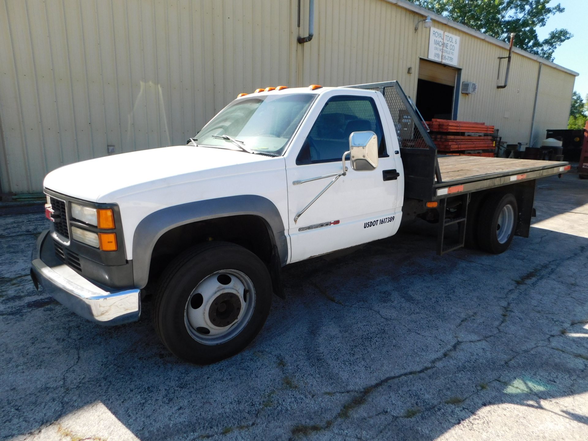 GMC Model 3500HD Straight Truck, VIN 1GDKC34J3WJ500754, New 1997, 201,533 Miles, Gas, 92 In. X 144