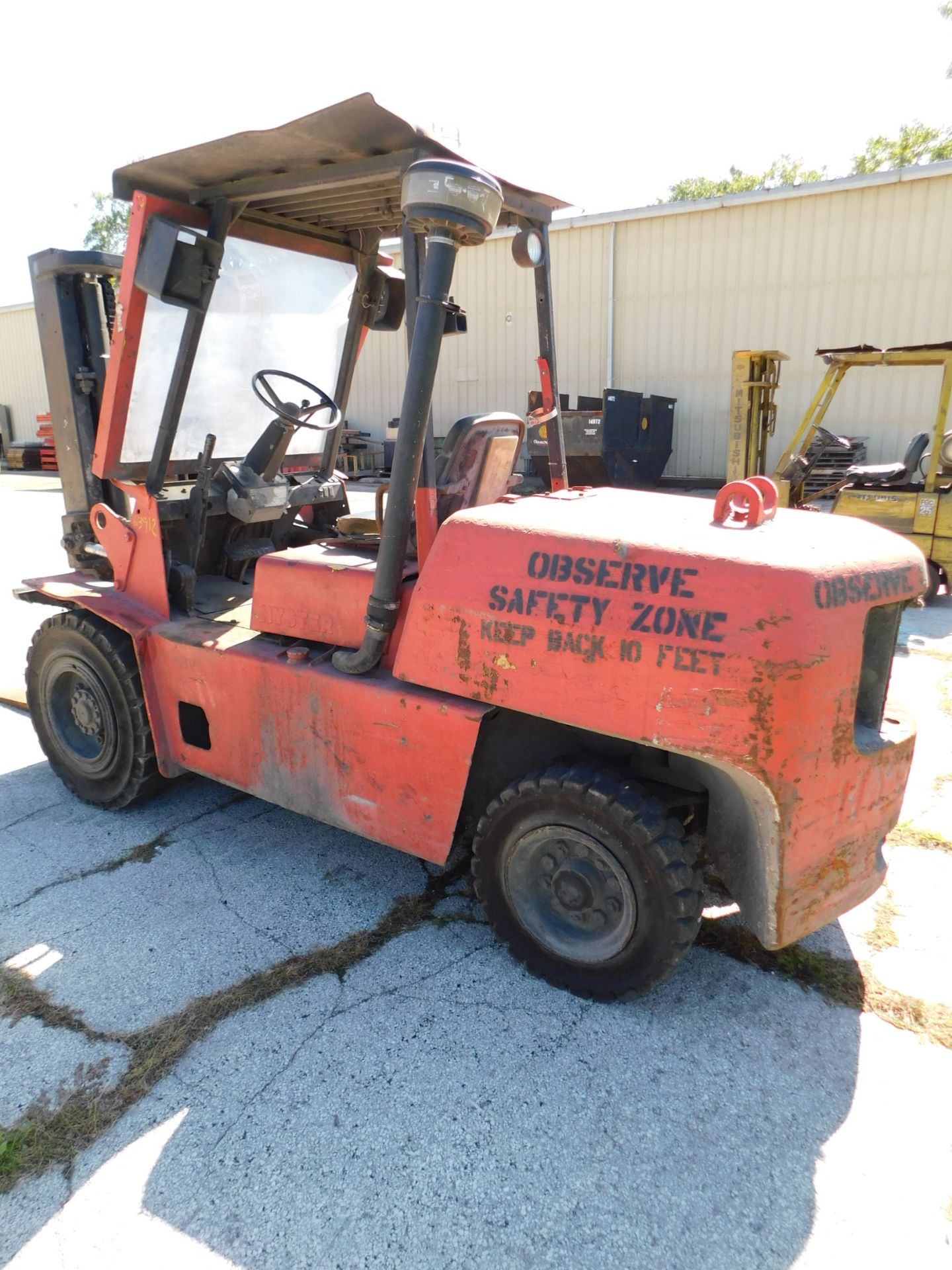 Hyster Model XL100 Fork Lift, s/n F005D003111L, Cushion Tire, Cage, 10,000 Lb. Capacity, Diesel - Image 6 of 18