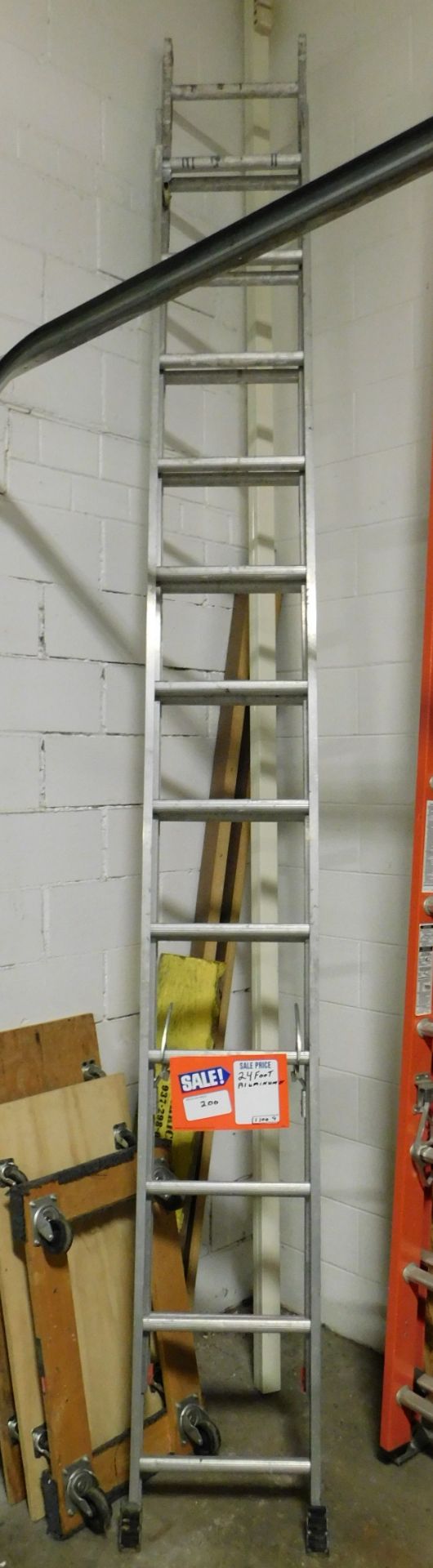 Aluminum Extension Ladder, 24'