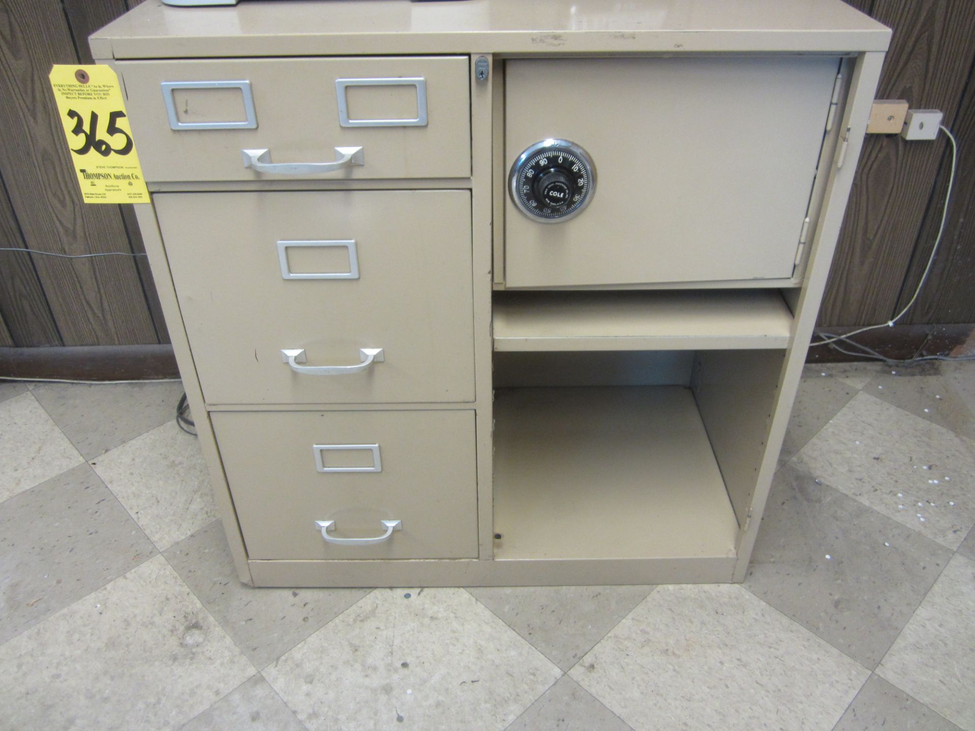3-Drawer Metal Cabinet (Safe Does Not Work)