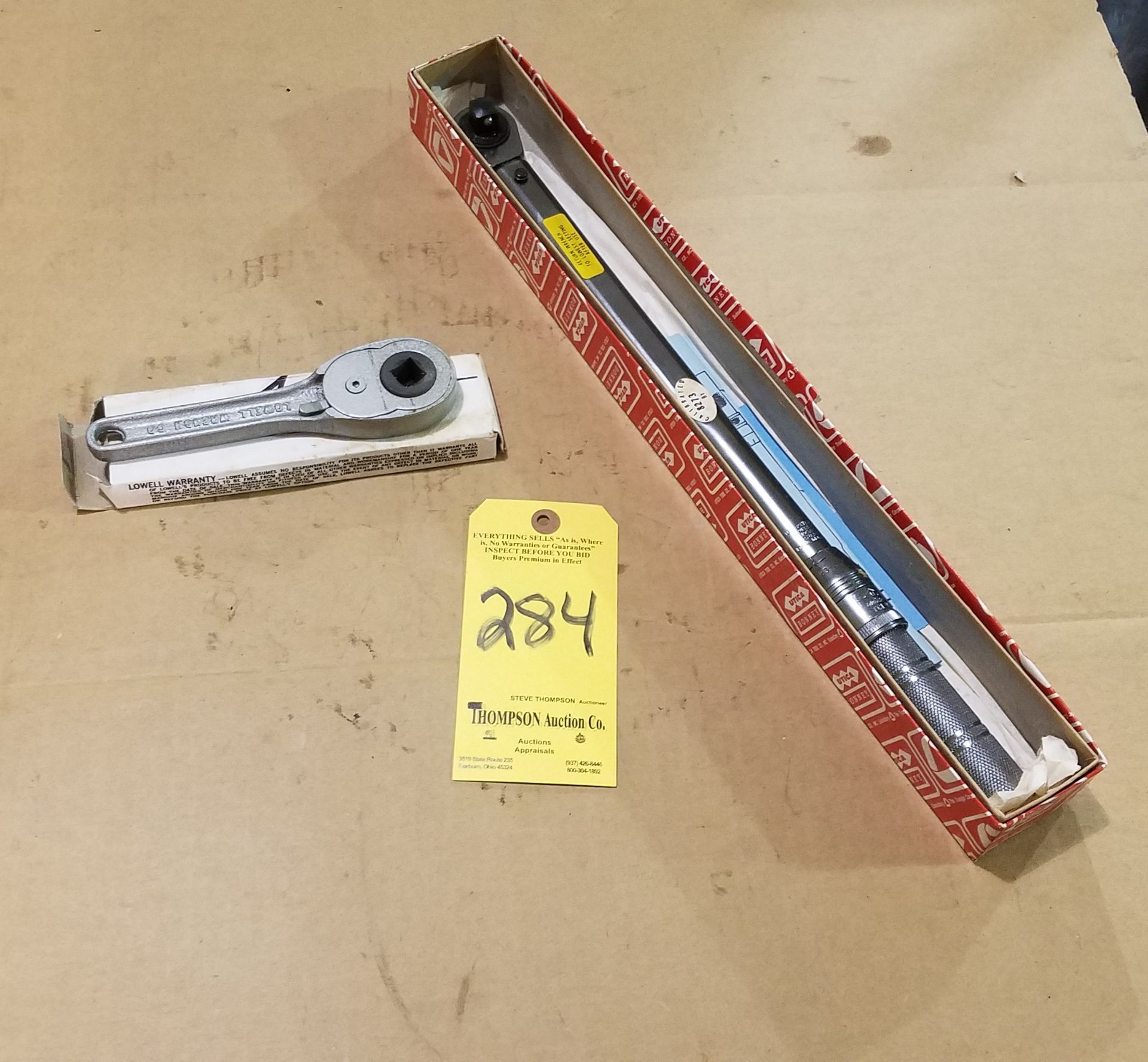 Lot, Torque Wrenches, 1/2 In Drive