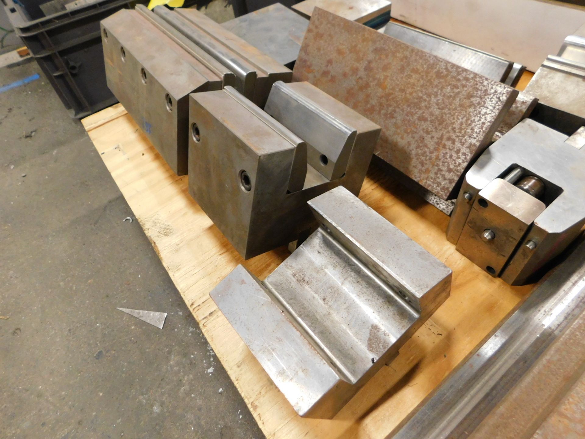 Miscellaneous Press Brake Tooling - Image 8 of 8