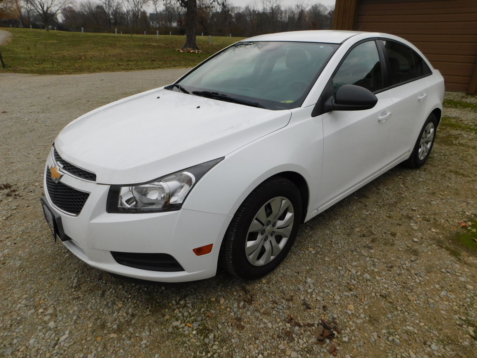 2014 Chevrolet Cruze 4-Door Sedan, VIN 1G1PA5SH1E7315697, AM/FM, AC, Cruise Control, PW, PL, 111,323