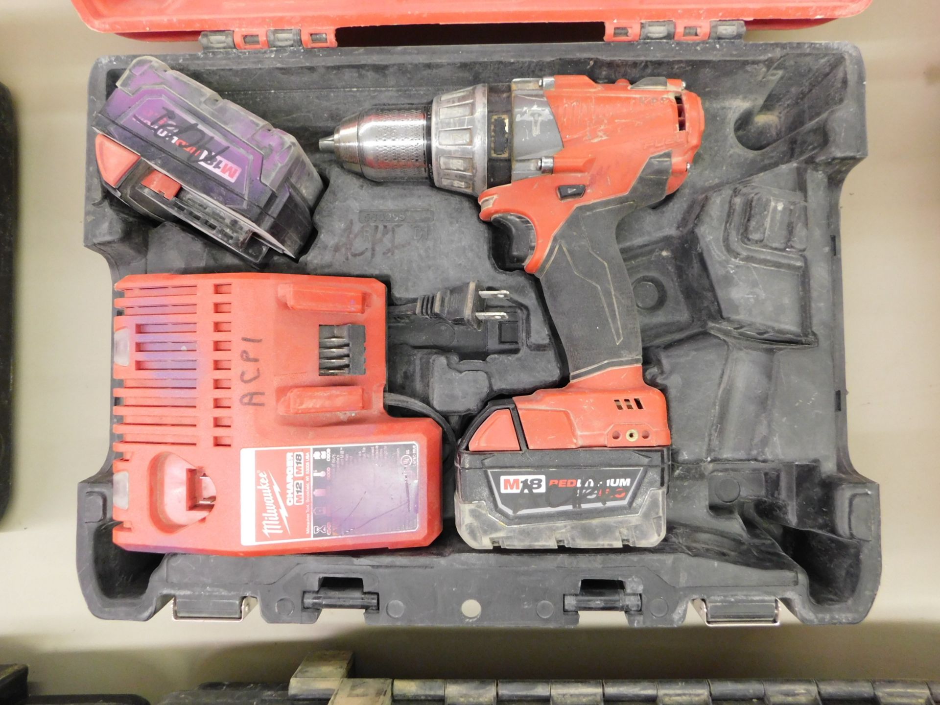 Milwaukee Model 2604-20 18V Cordless Drill with Batteries and Charger