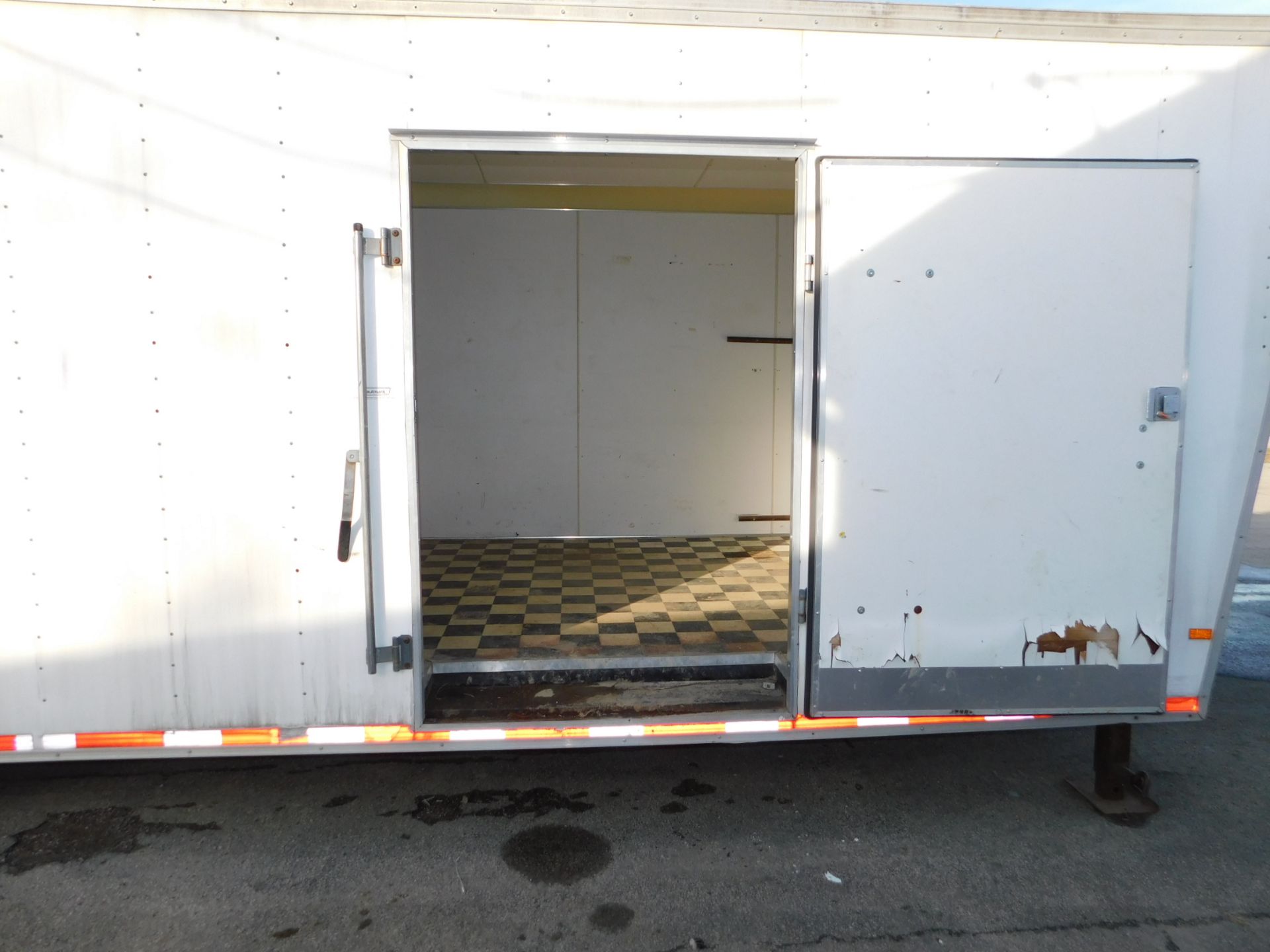 2006 Haulmark Model RTG85X36WT5 Enclosed Tandem Axle Gooseneck Race Trailer, VIN - Image 16 of 32