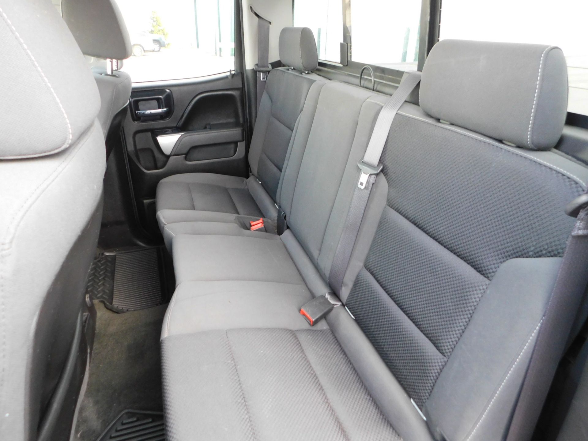 2014 Chevrolet Silverado LT Pickup, VIN 1GCVKREC3EZ139405, 4-Door 4 WD, Automatic, AM/FM, AC, Cruise - Image 34 of 51