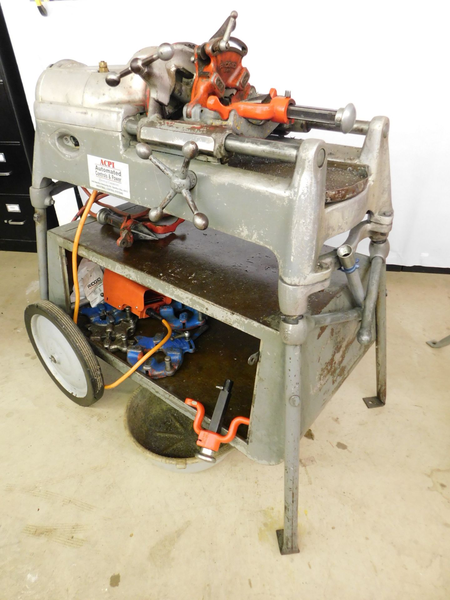 Ridgid Model 535 Power Threader, SN 361986, with Die Heads, Pipe Cutter, Pipe Reamer, and Foot Pedal