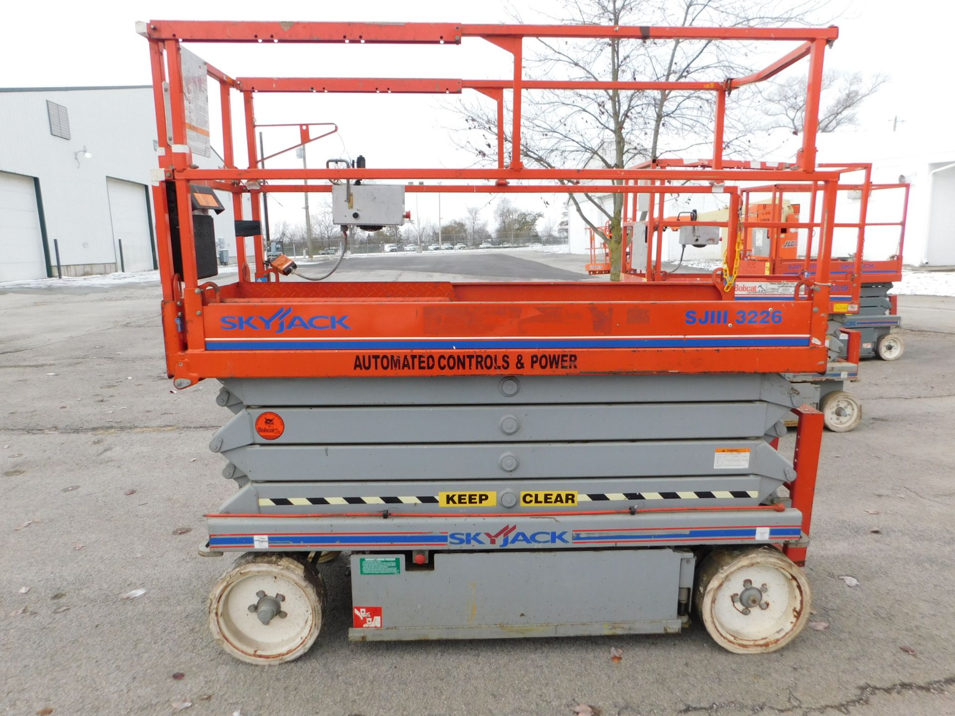 Sky Jack Model SJIII 3226 Electric Scissor Lift, SN 277092, 26' Maximum Platform Height, 500 lb. - Image 6 of 15