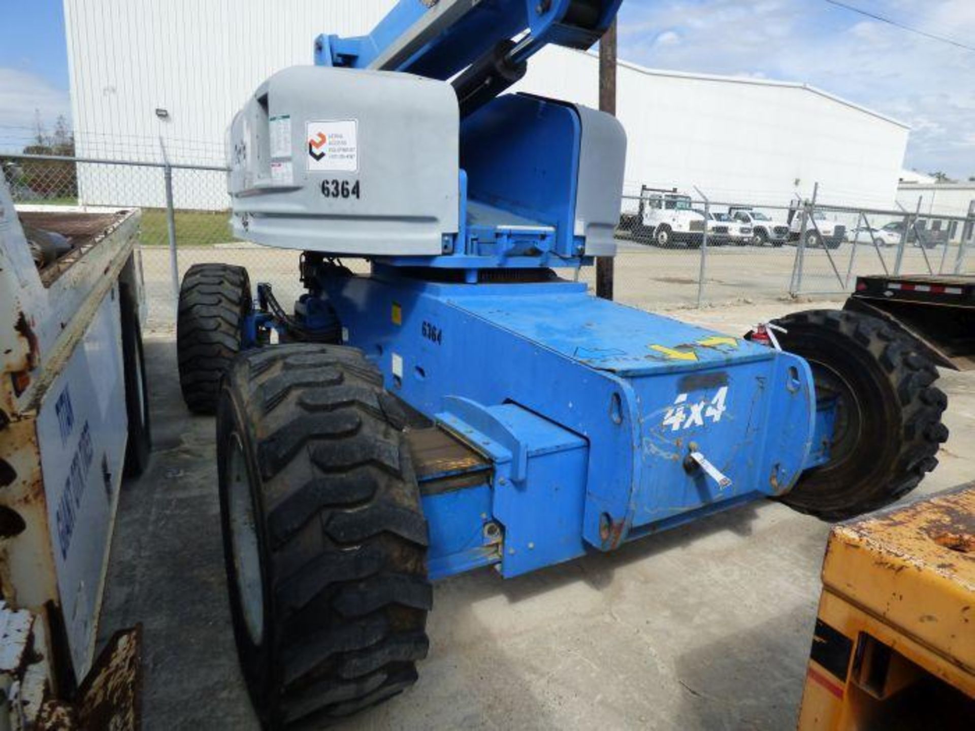 Genie Telescopic Boom Lift - Image 7 of 8