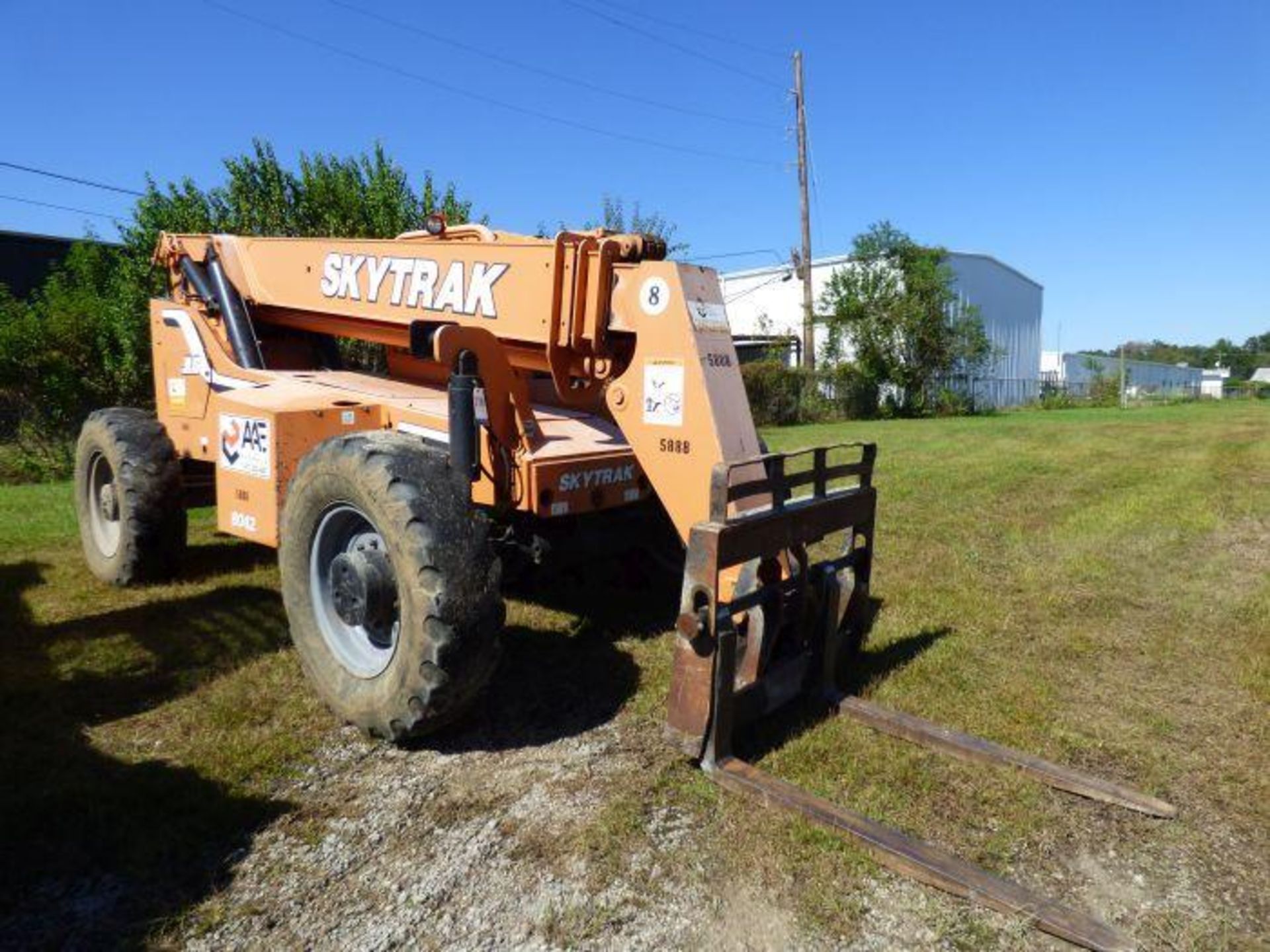 Skytrak Forklift - Image 2 of 11