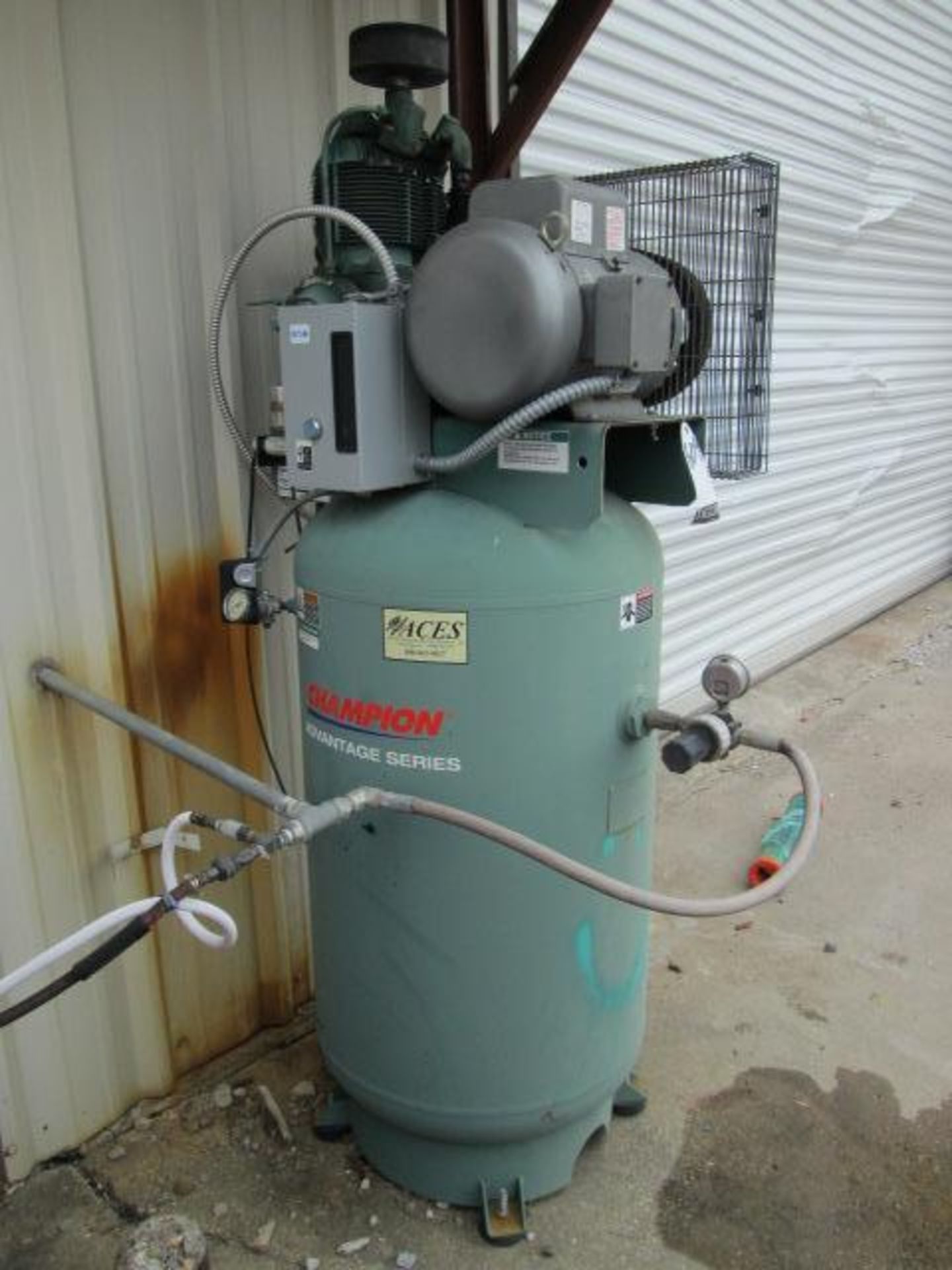 Air Compressor - Image 2 of 7