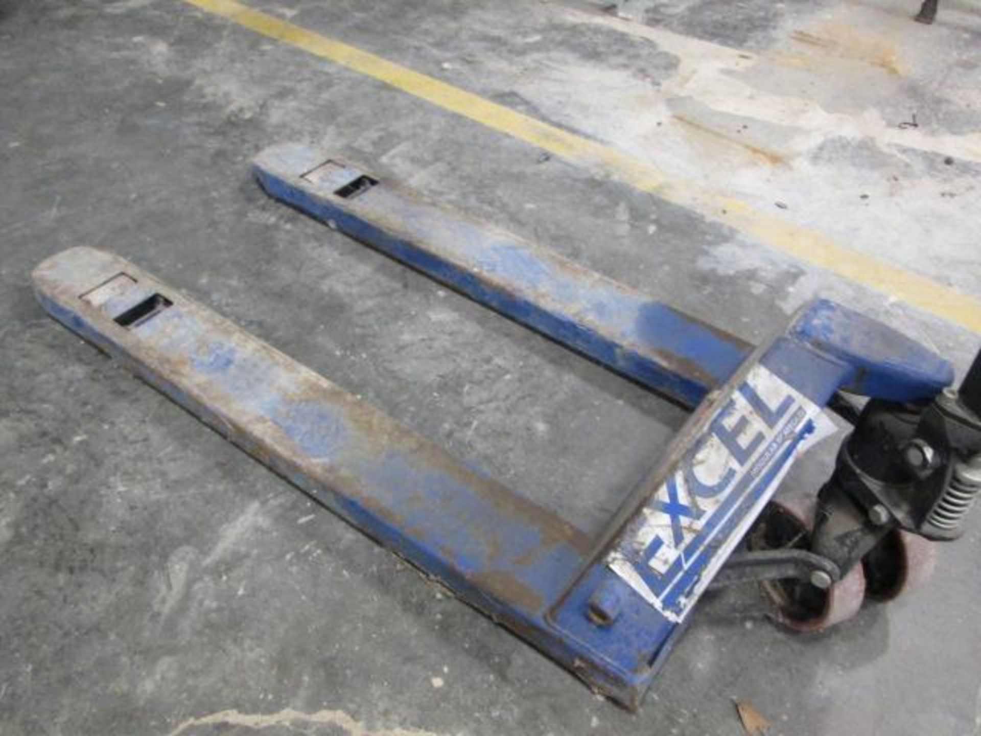 Pallet Jack - Image 2 of 3