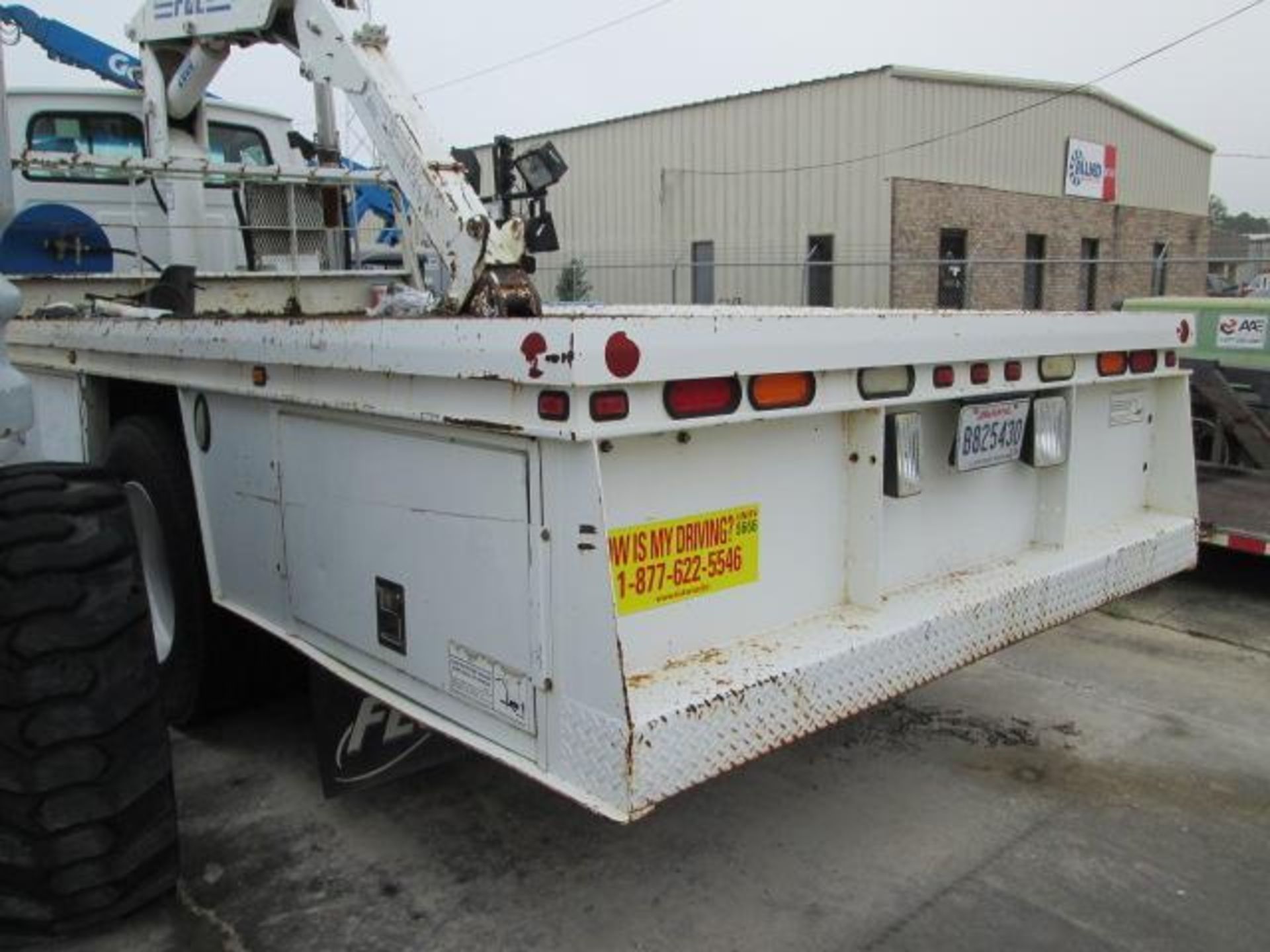 Service Truck - Image 6 of 18