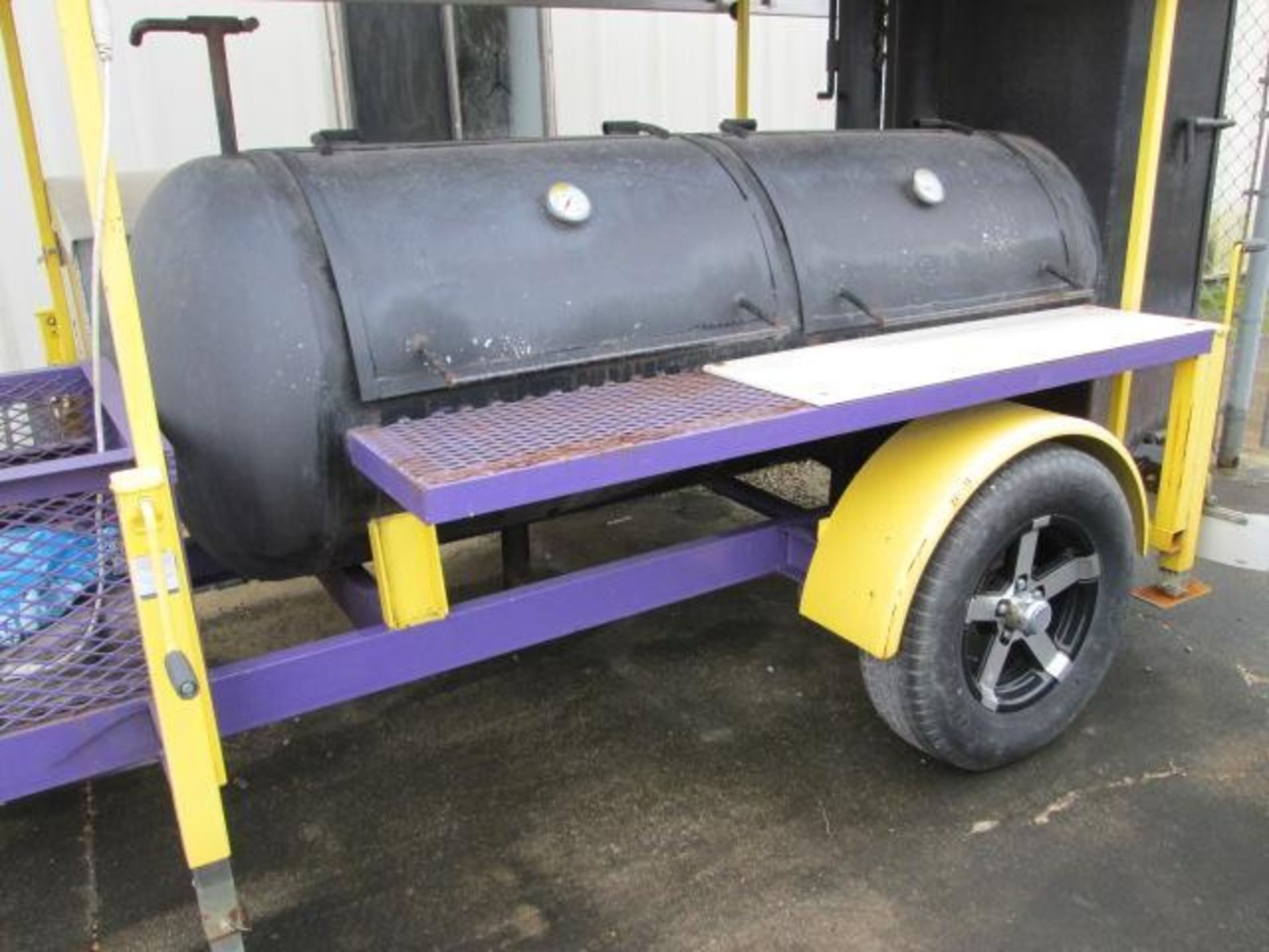BBQ Trailer - Image 2 of 10