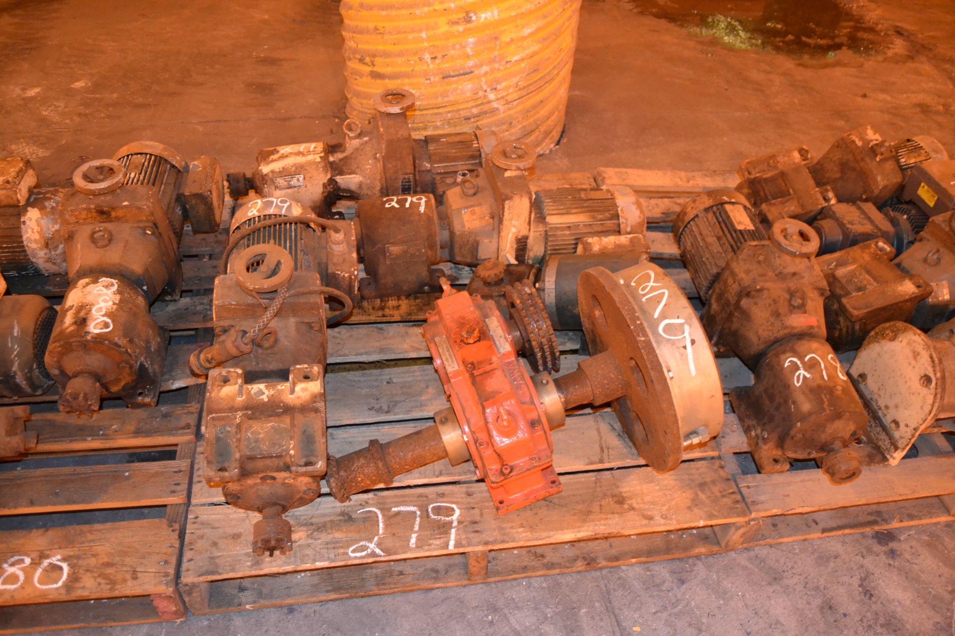 PALLET OF GEAR REDUCERS