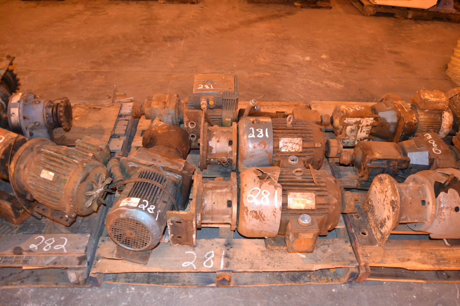 PALLET OF GEAR REDUCERS