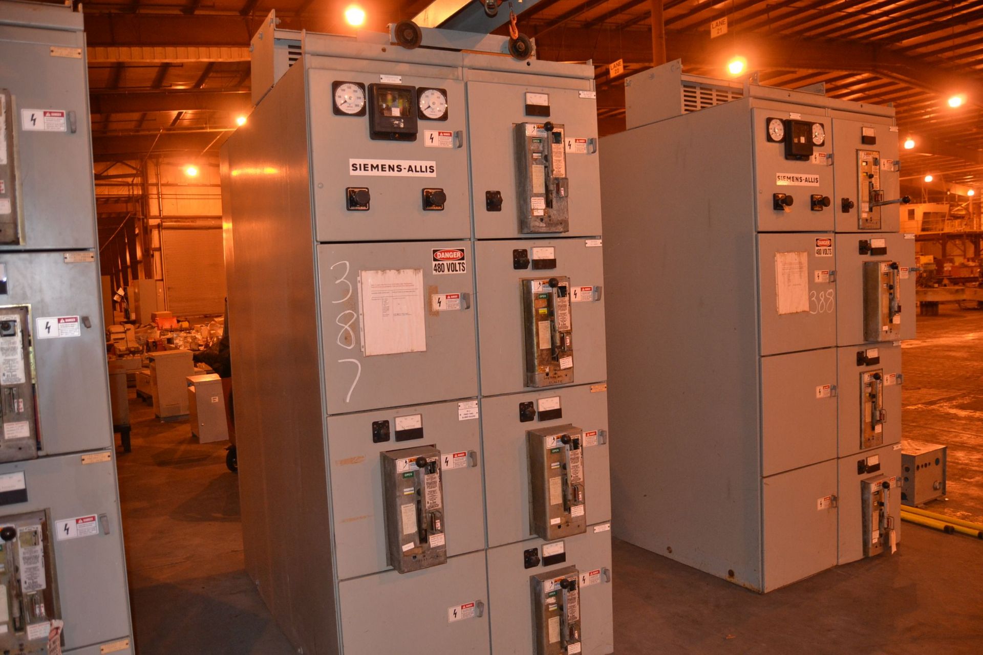 SIEMENS 4 SECTION SWITCH GEAR