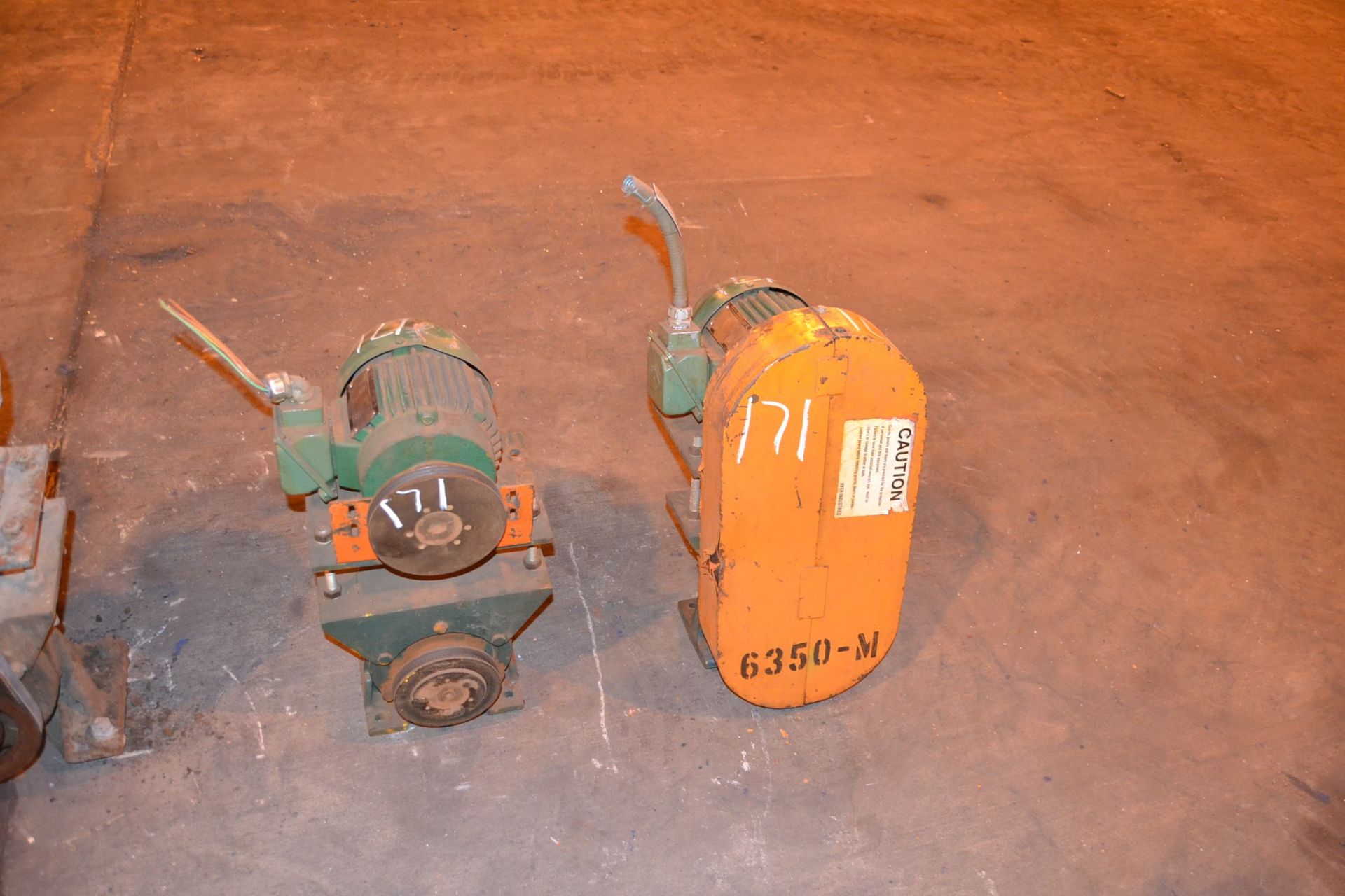 (2) CYCLO 11 TO 1 RATIO GEAR REDUCER W/ 7.5 HP MOTOR - Image 2 of 4