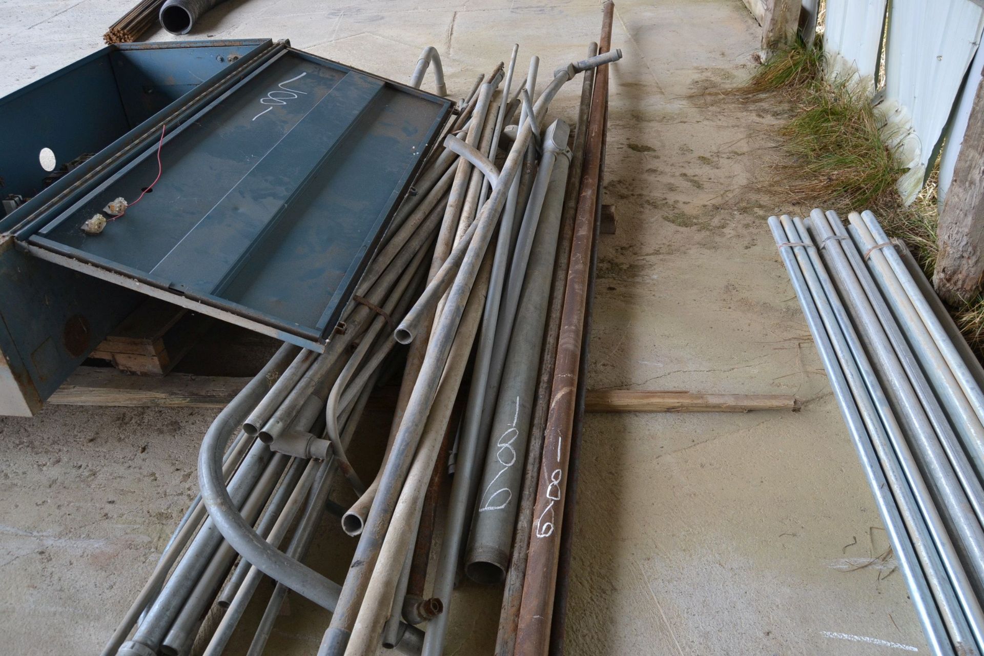 LOT OF USED CONDUIT & PIPE