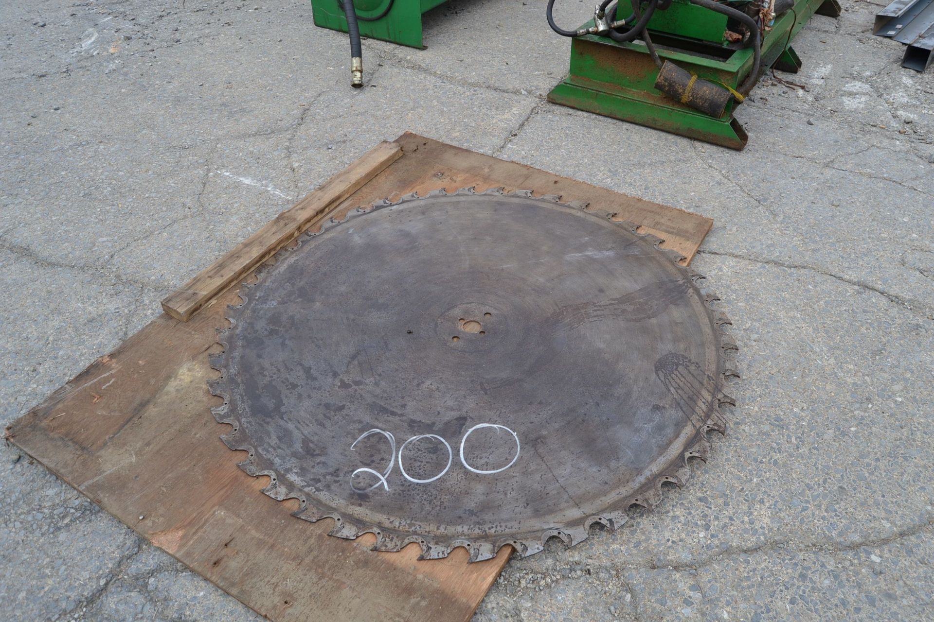 56" CIRCLE SAW