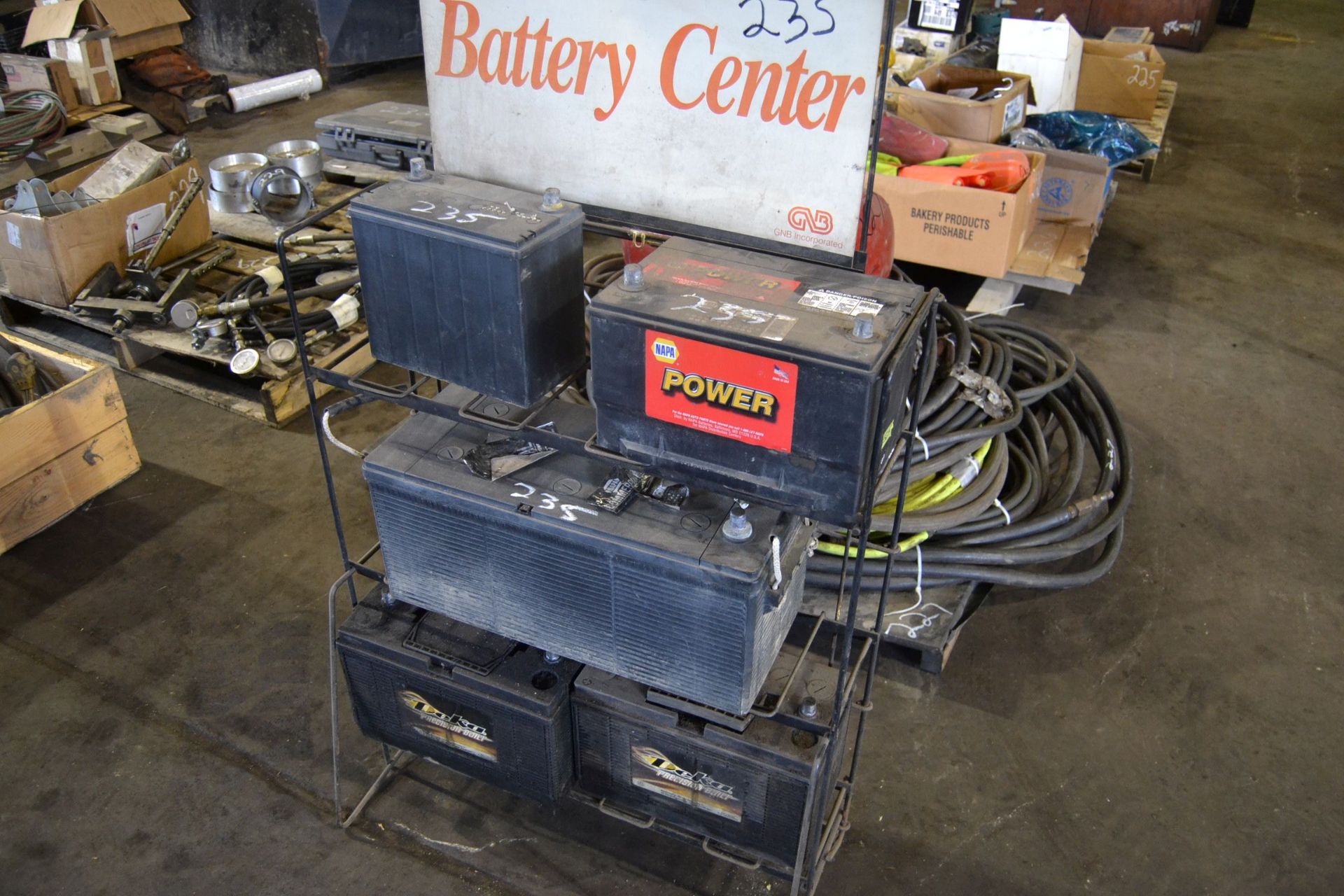 5 12VOLT BATTERIES W/ STAND